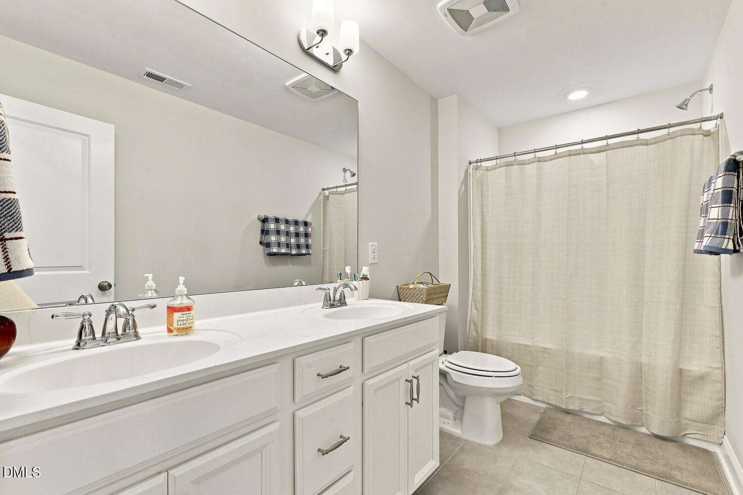312 Faxton Way Property Photo 39