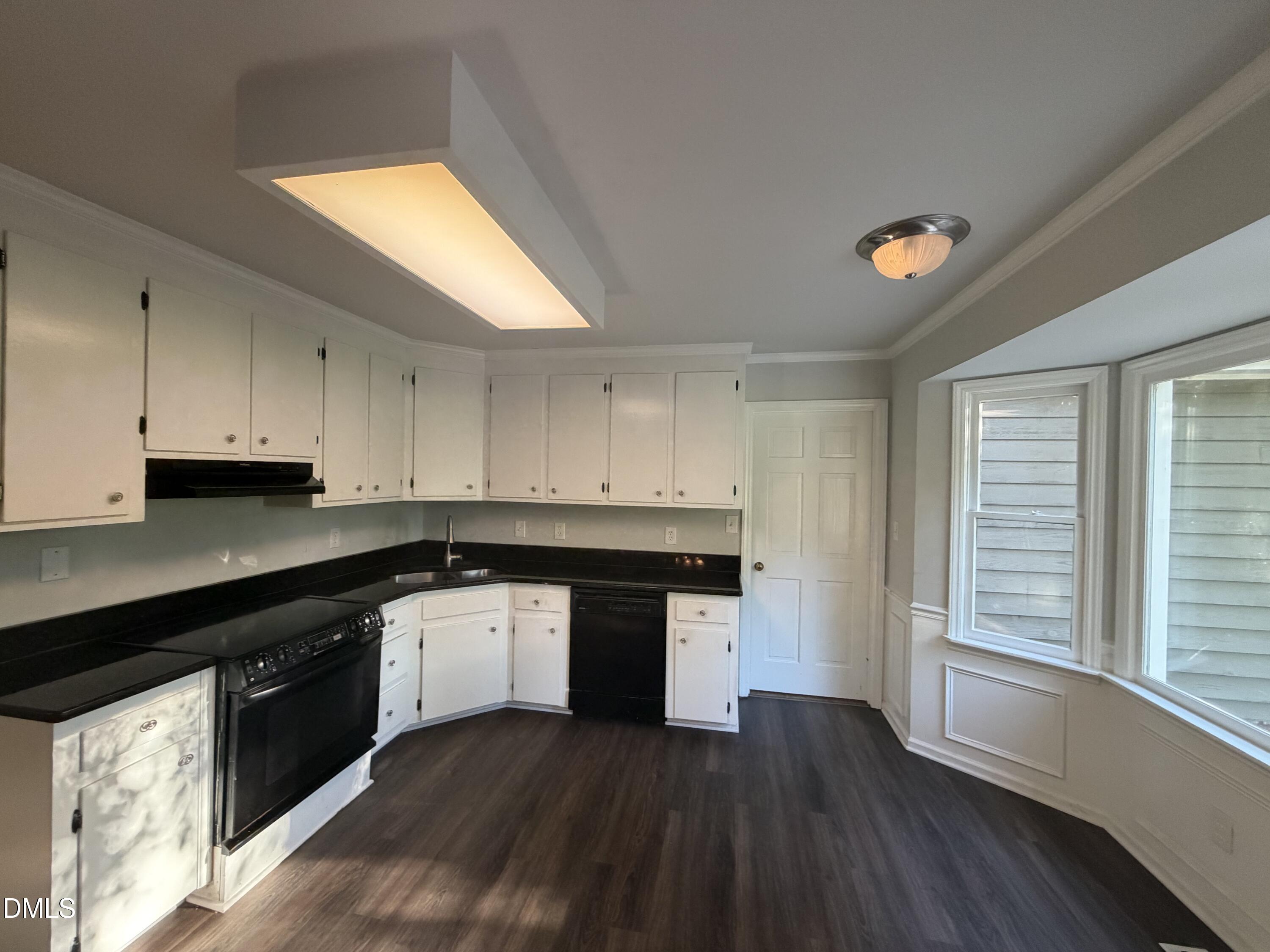 104 Rocktree Court Property Photo 2