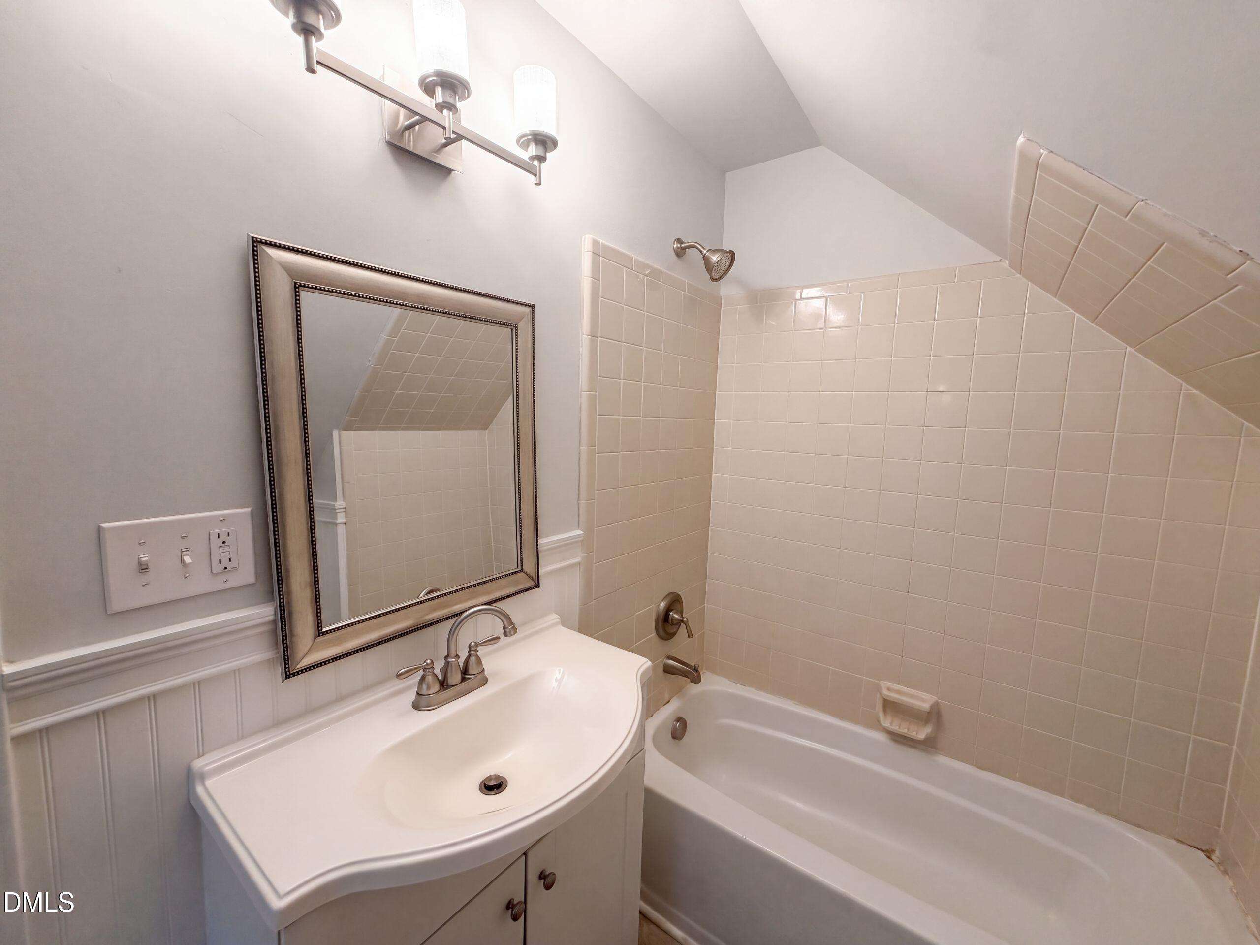104 Rocktree Court Property Photo 18