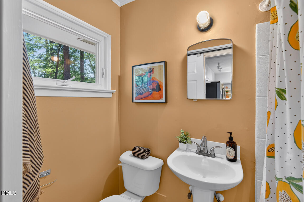 3503 Eastis Drive Property Photo 23