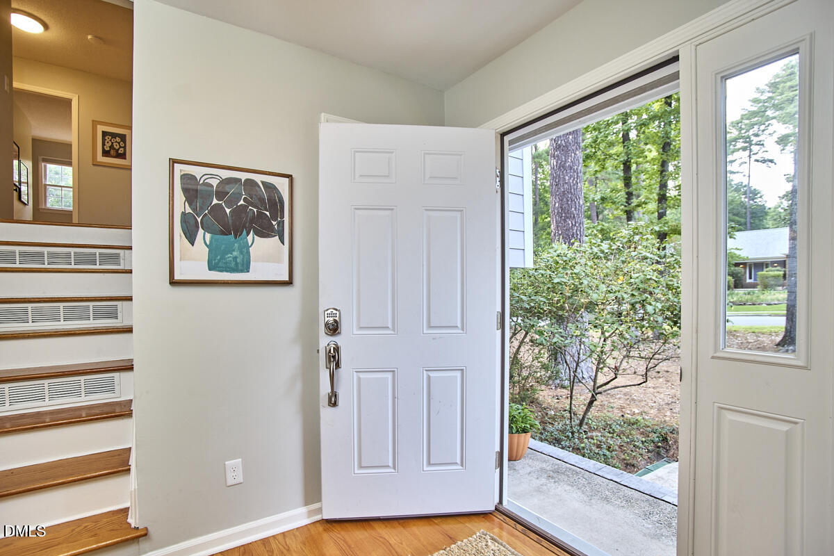 2432 Sedgefield Drive Property Photo 8