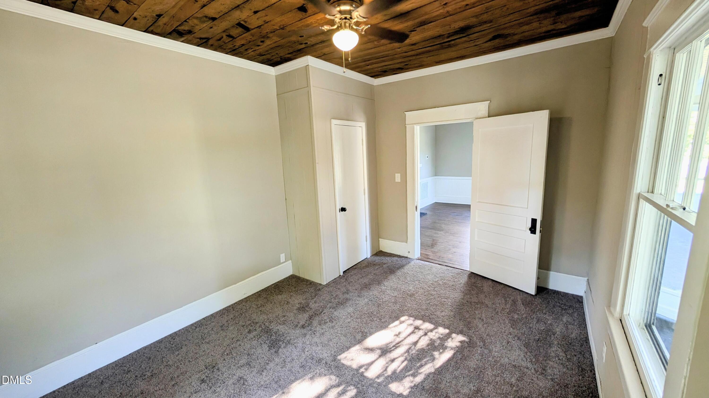 621 Harris Street Property Photo 9