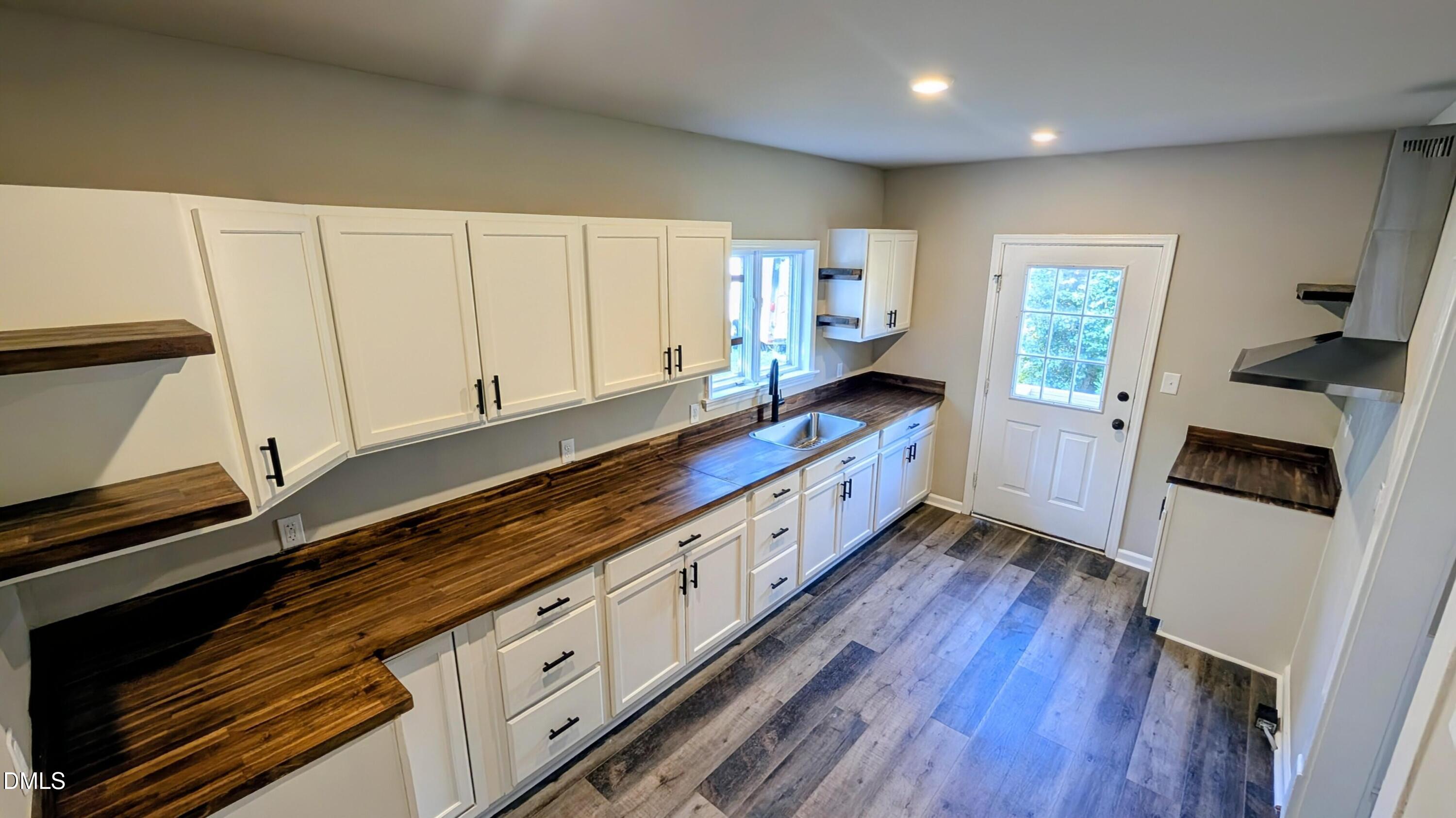 621 Harris Street Property Photo 19