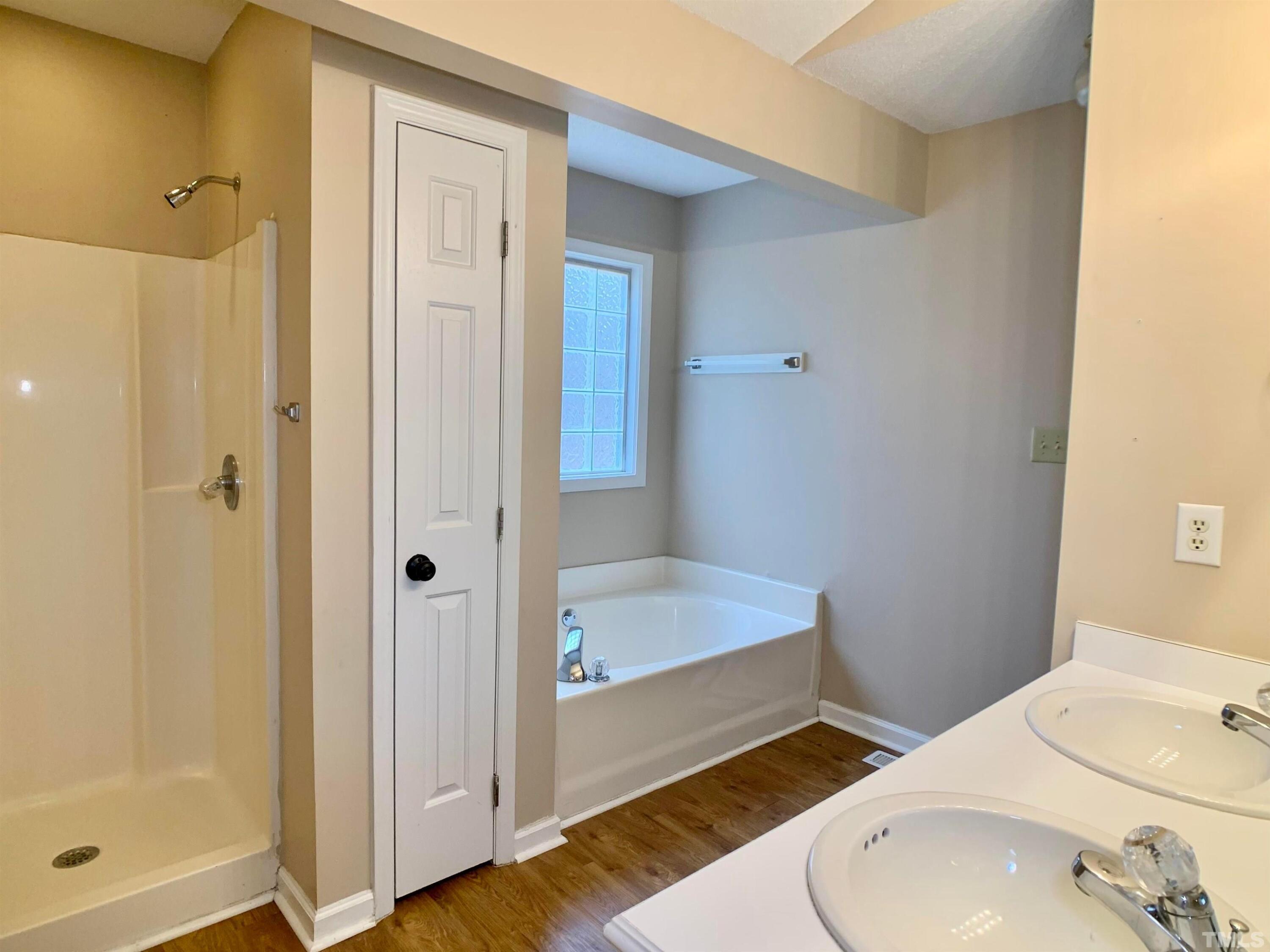 516 Contessa Court Property Photo 14