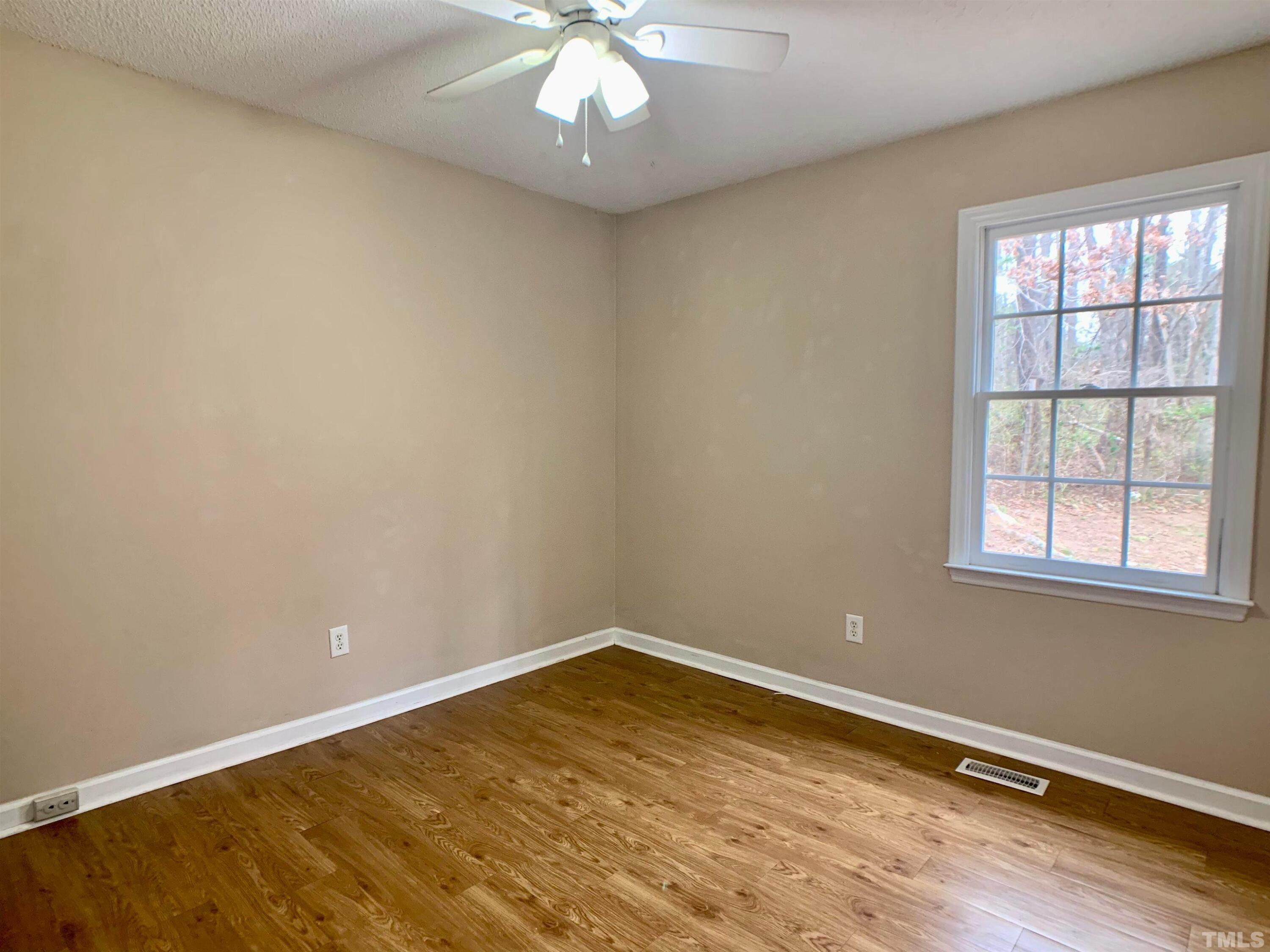 516 Contessa Court Property Photo 18