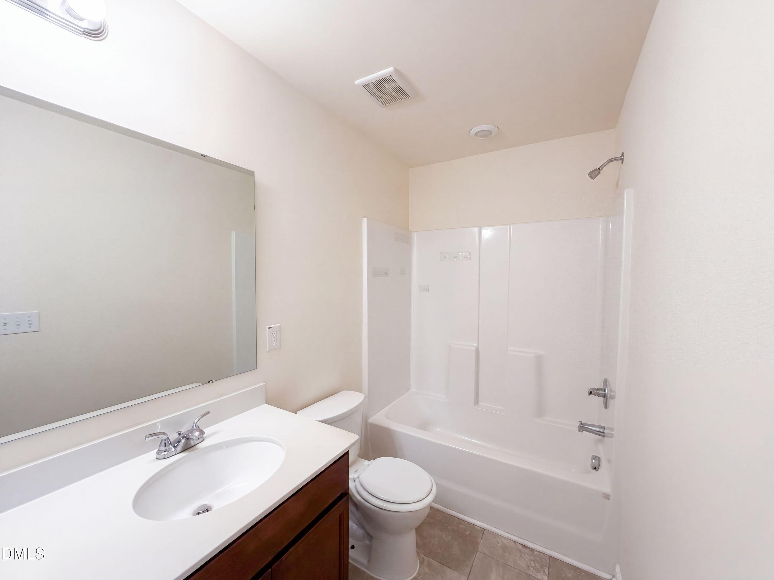 913 Peninsula Place Property Photo 14