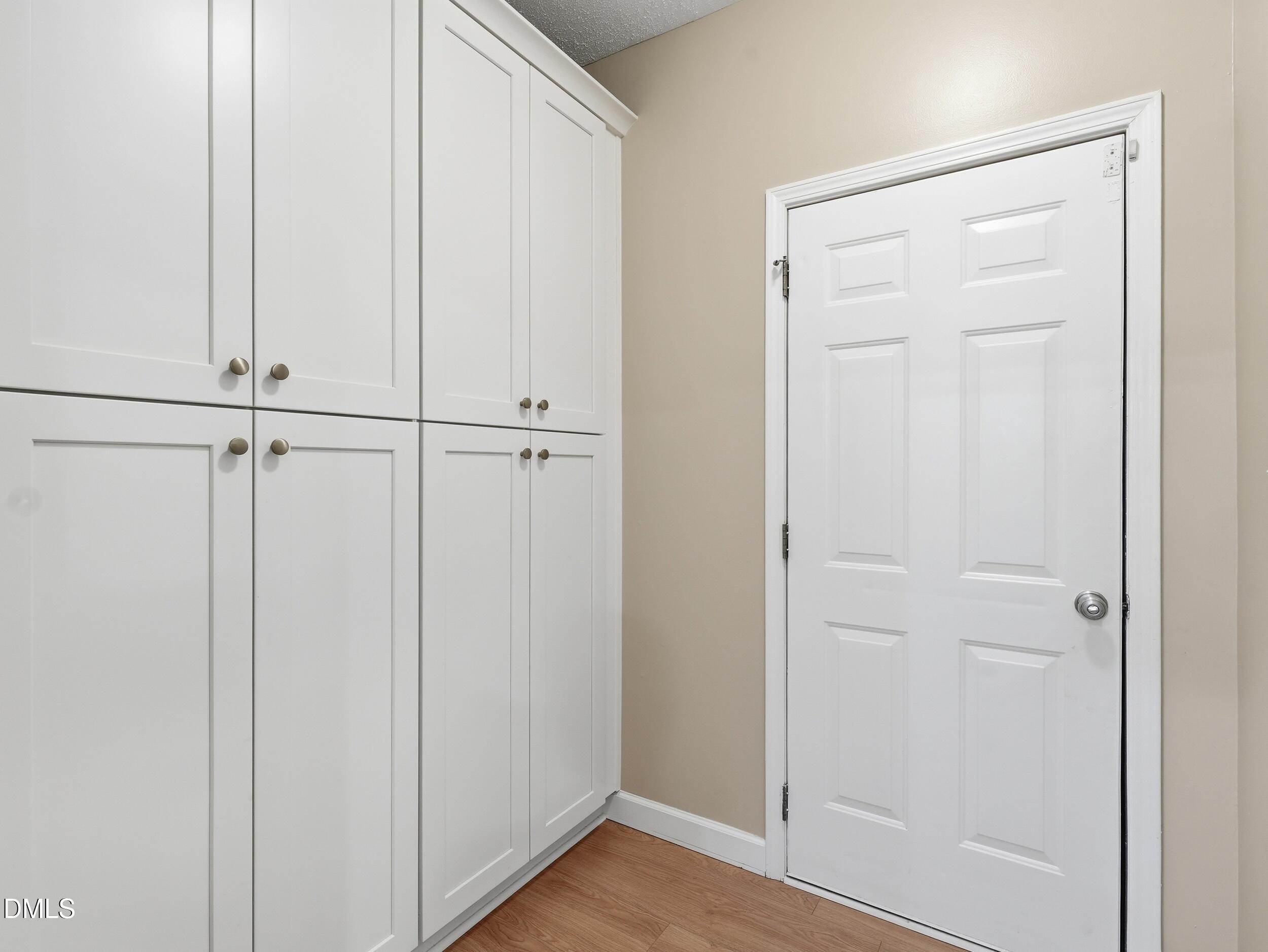 140 Oak Creek Drive Property Photo 19