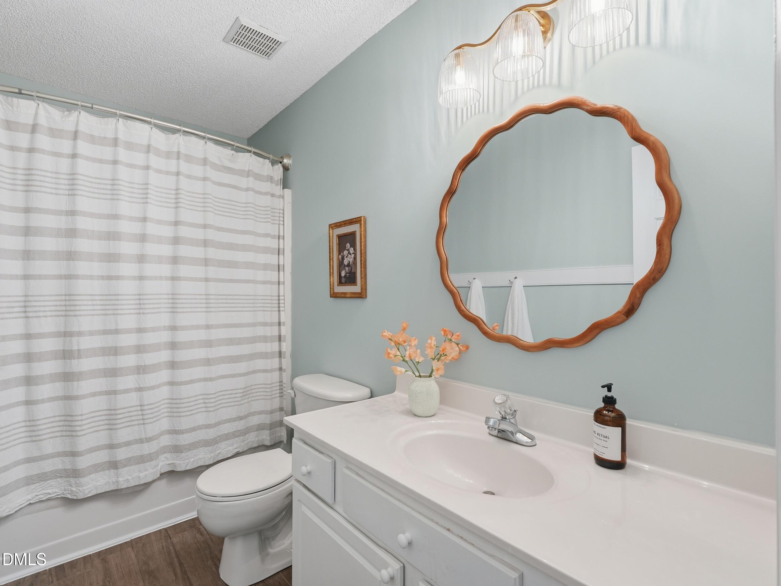 140 Oak Creek Drive Property Photo 31
