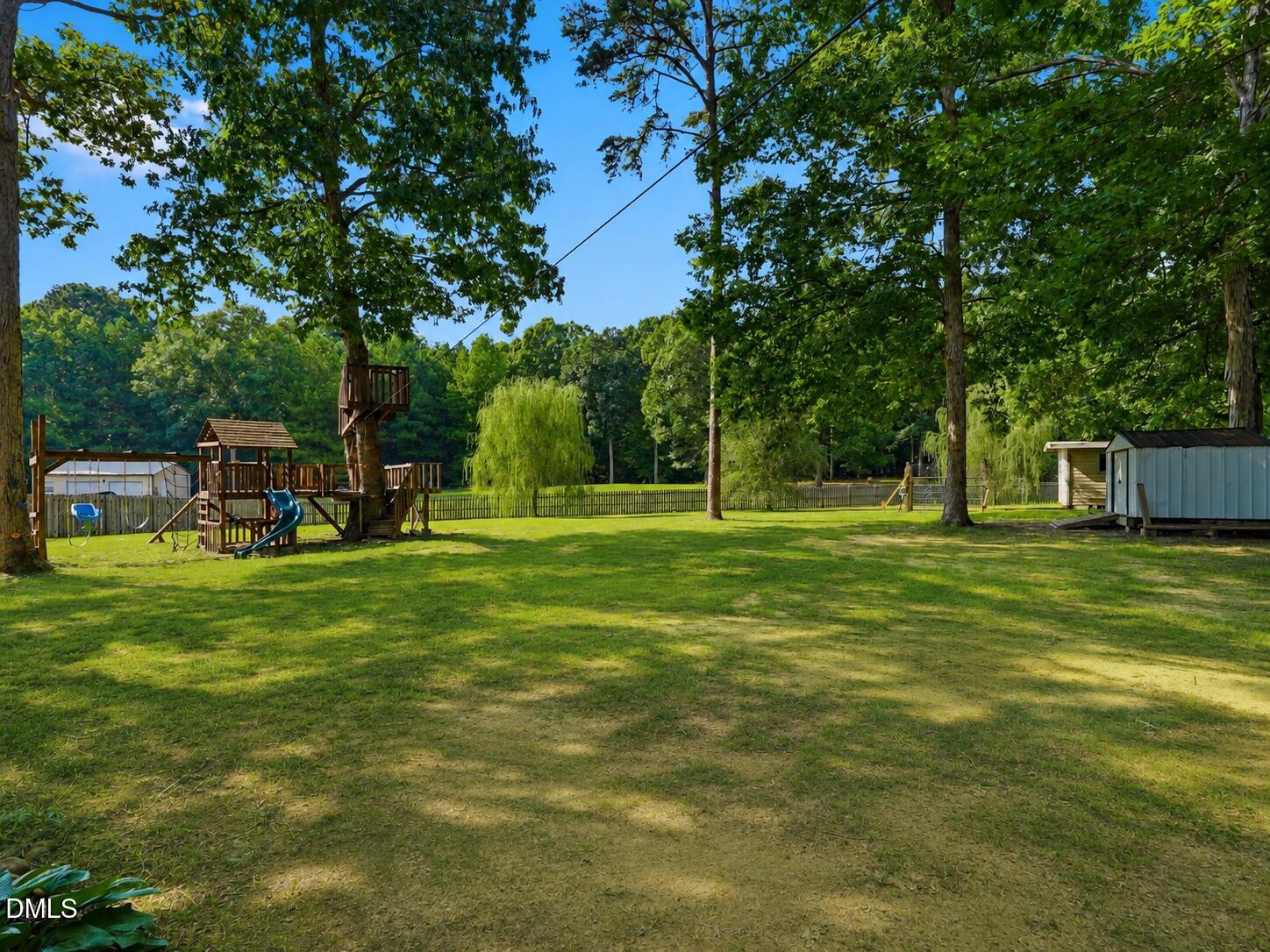 140 Oak Creek Drive Property Photo 44