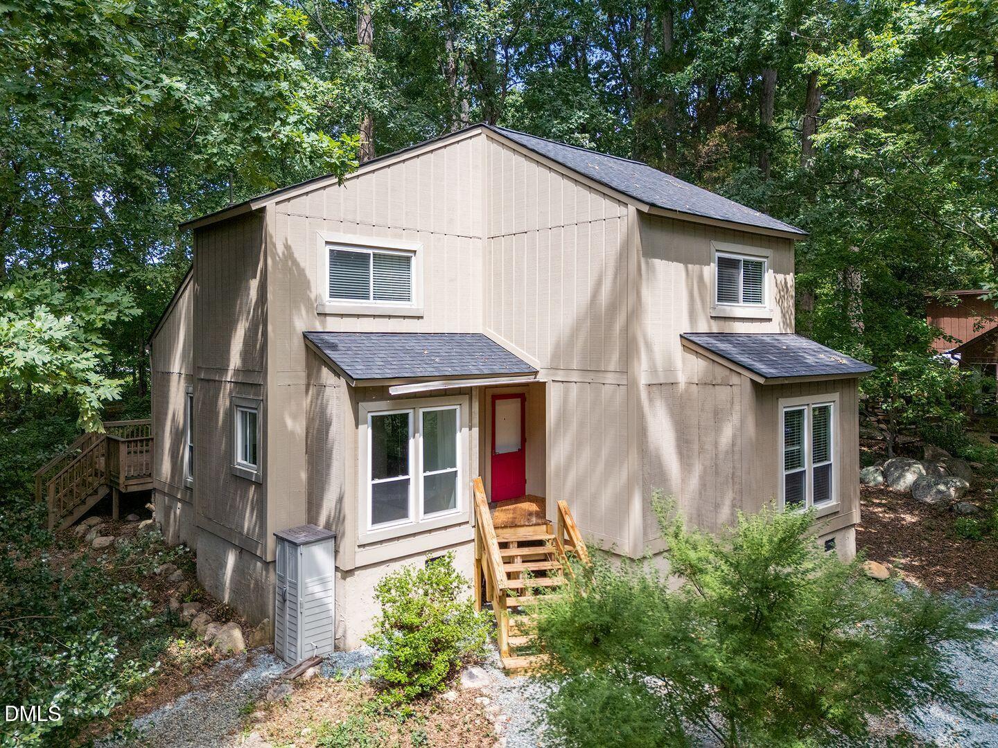 30 Benchmark Property Photo 2