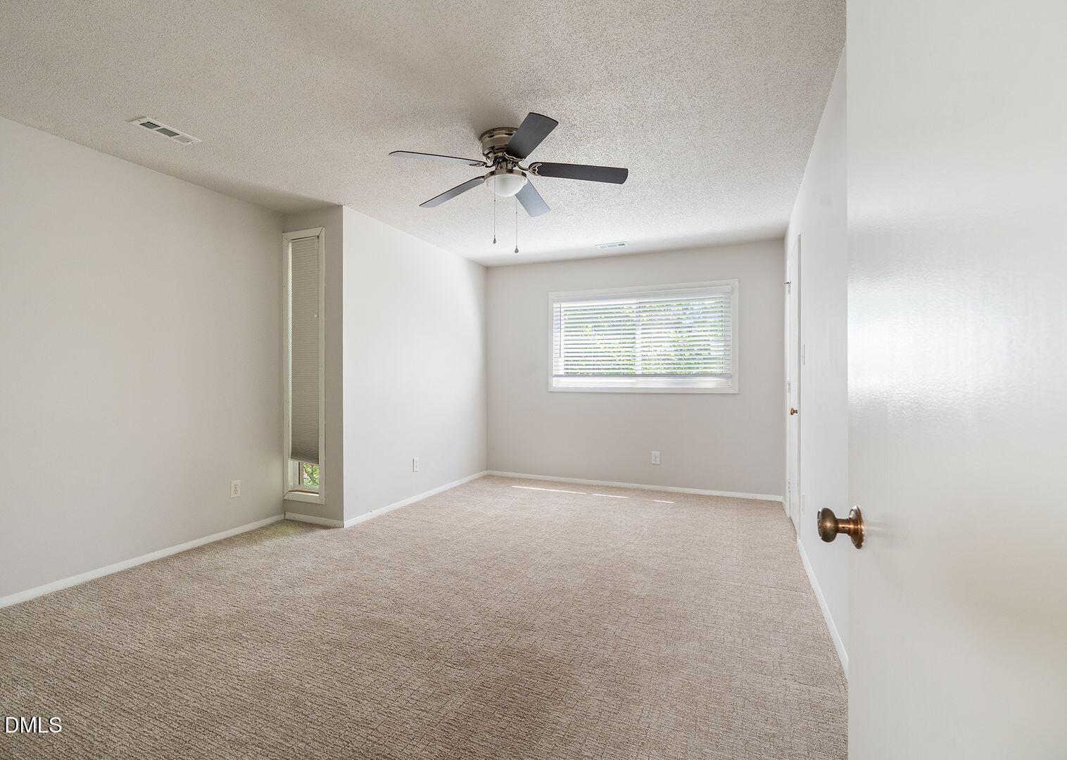 30 Benchmark Property Photo 16