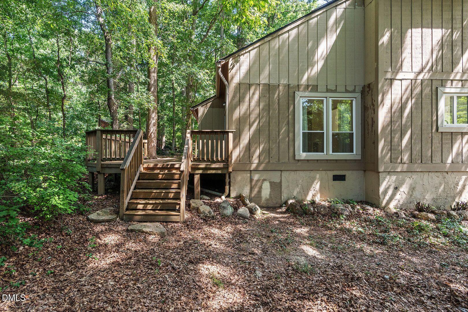 30 Benchmark Property Photo 17