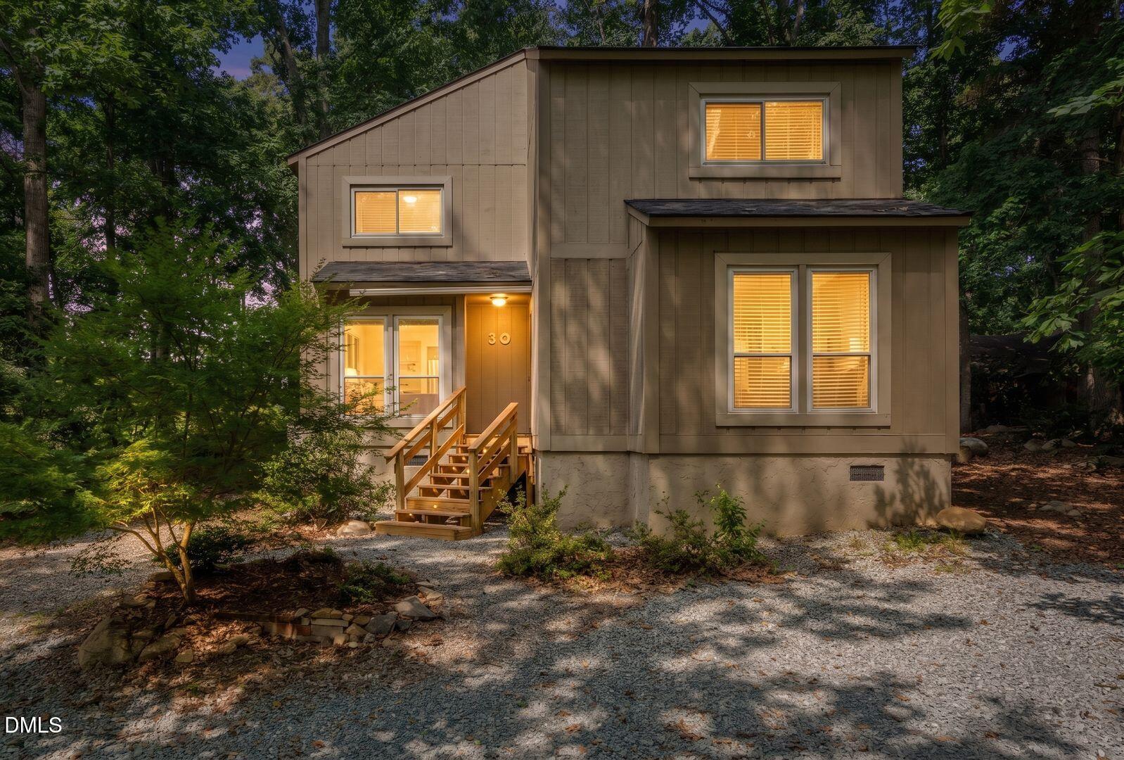 30 Benchmark Property Photo 18