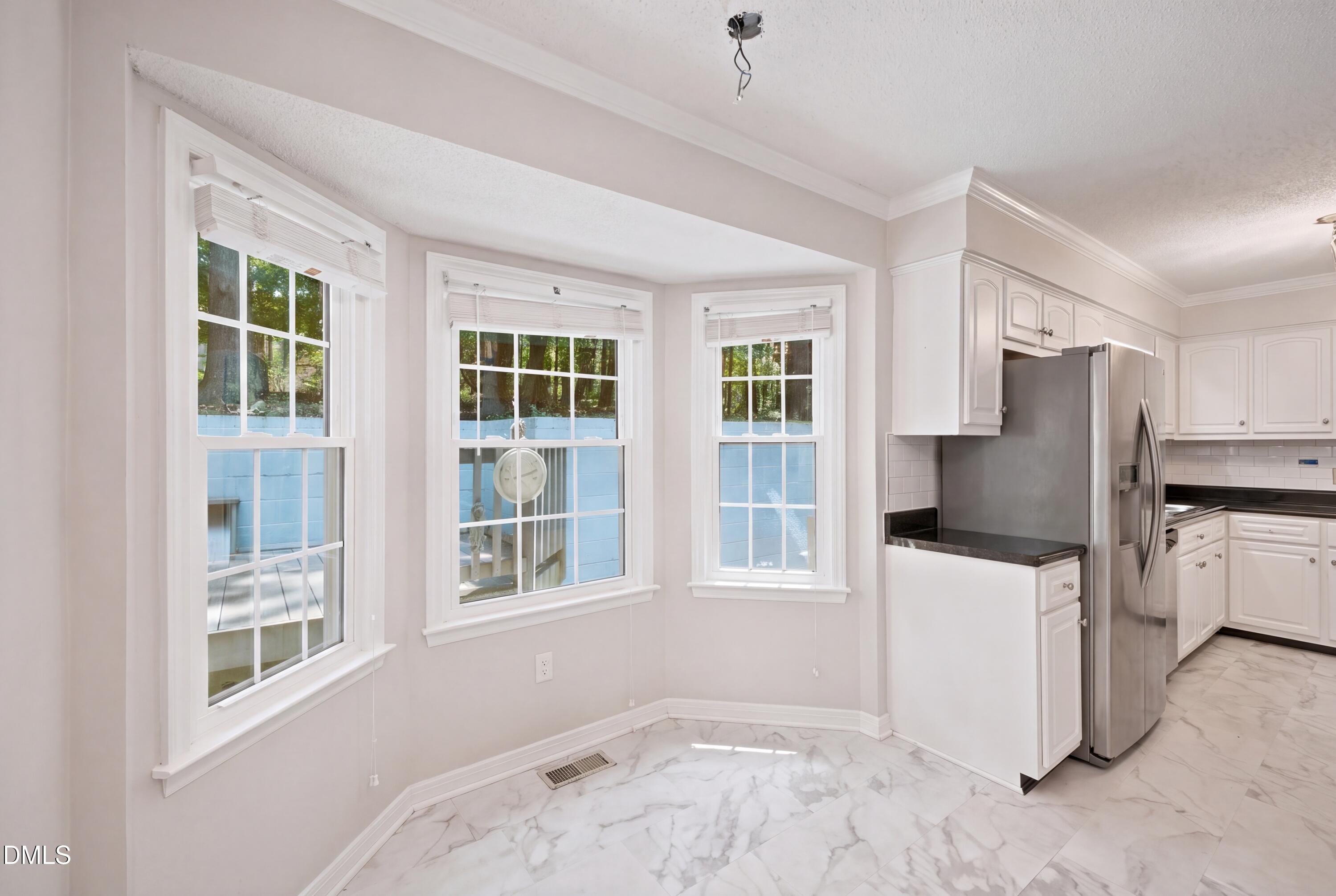 1605 Sycamore Drive Property Photo 30
