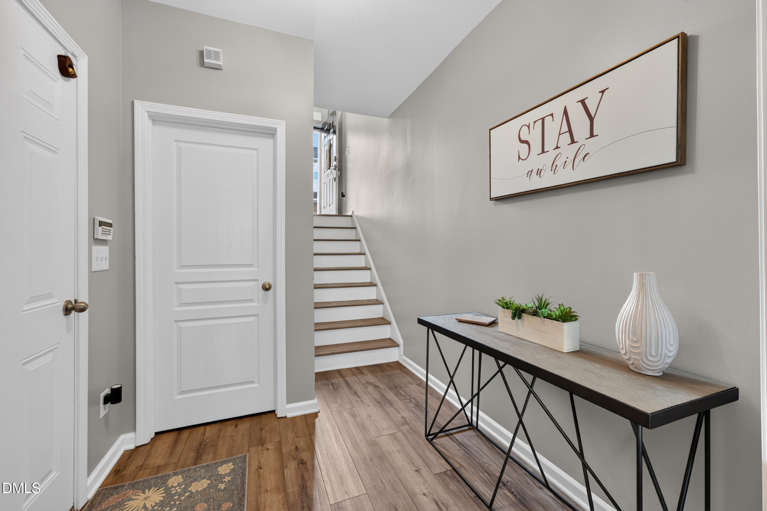 5025 Celtic Court Property Photo 3