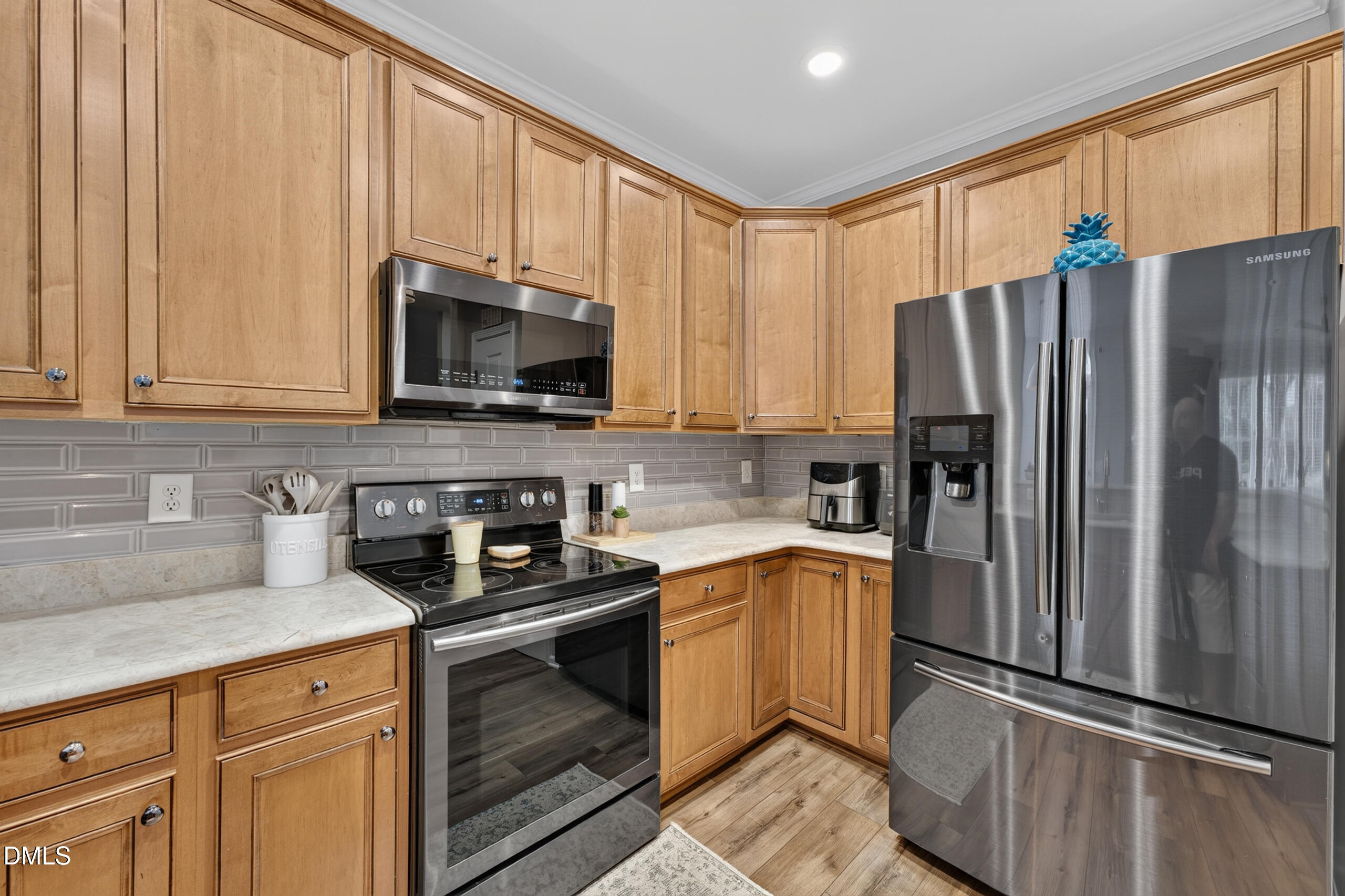 5025 Celtic Court Property Photo 9