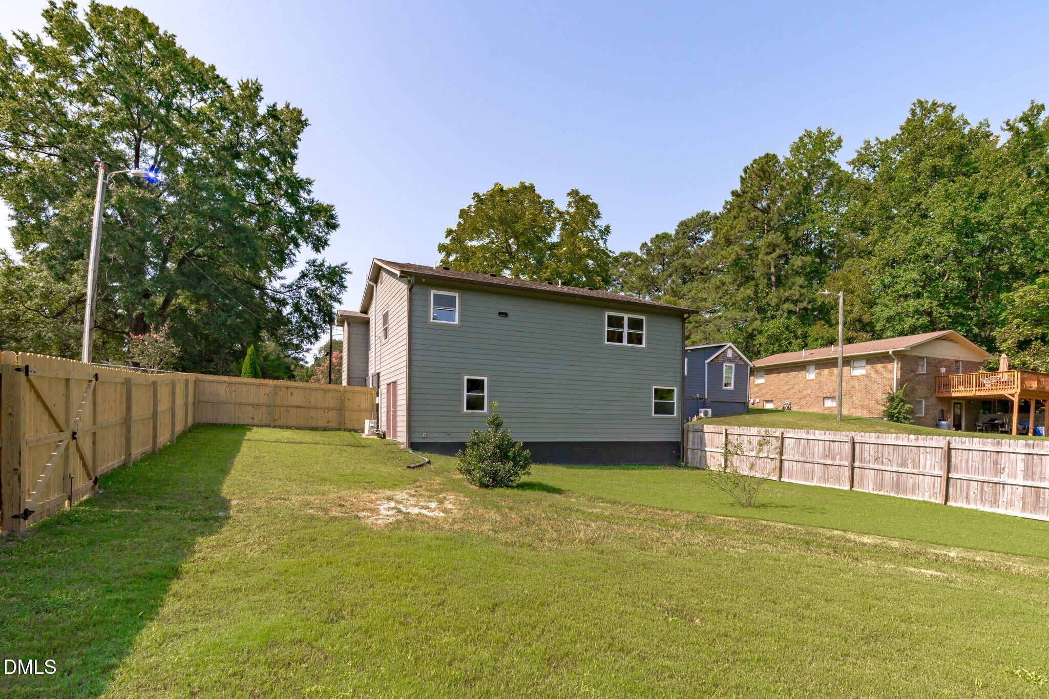 127 & 129 Barnhill Street Property Photo 30
