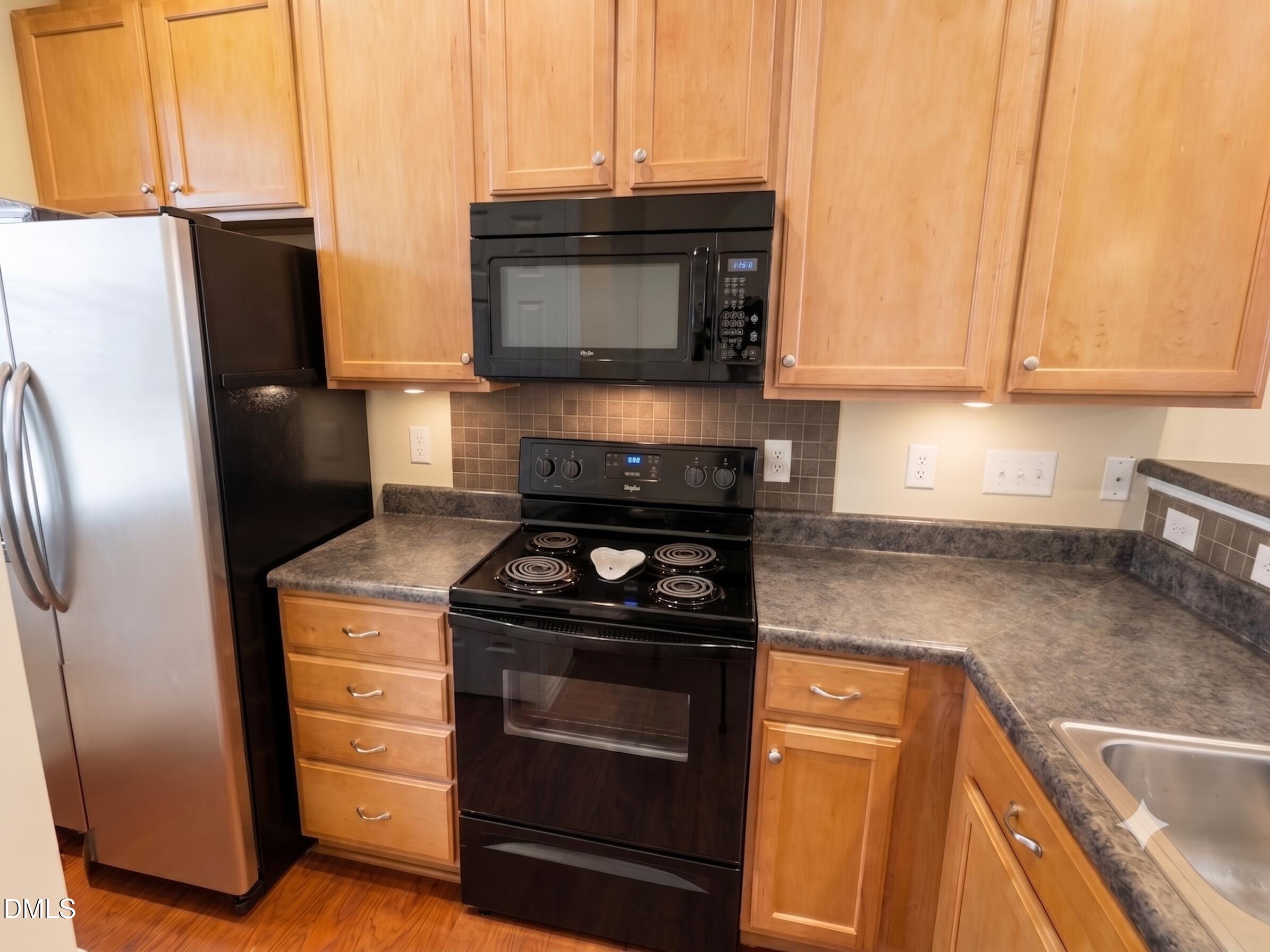 8227 Belneath Court Property Photo 9