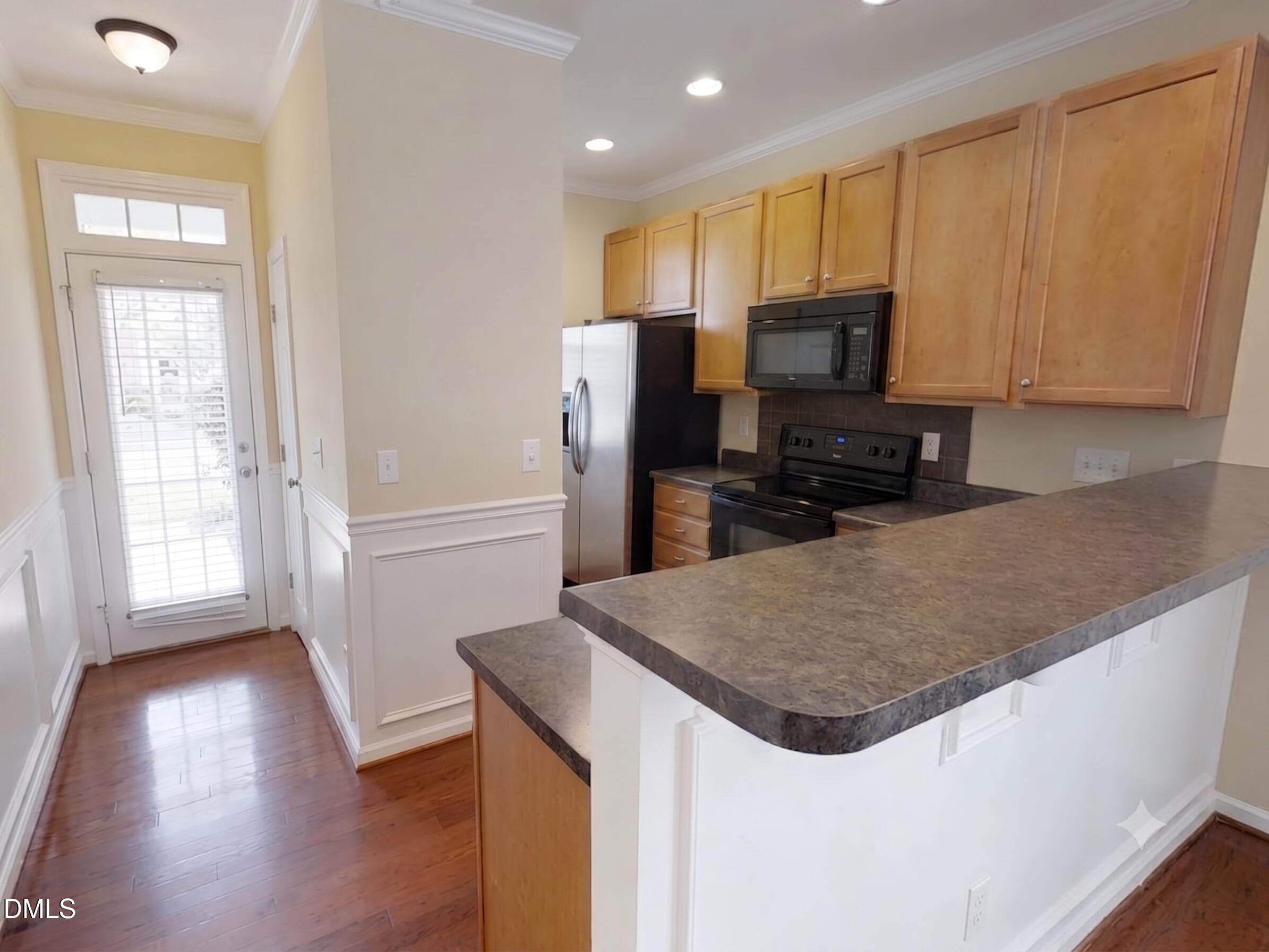 8227 Belneath Court Property Photo 10