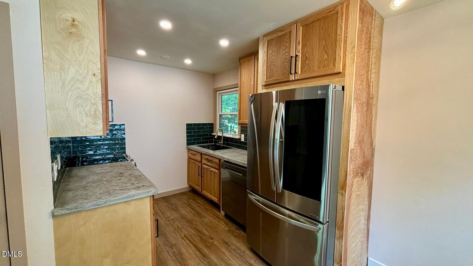 1113 Suffolk Boulevard Property Photo 5