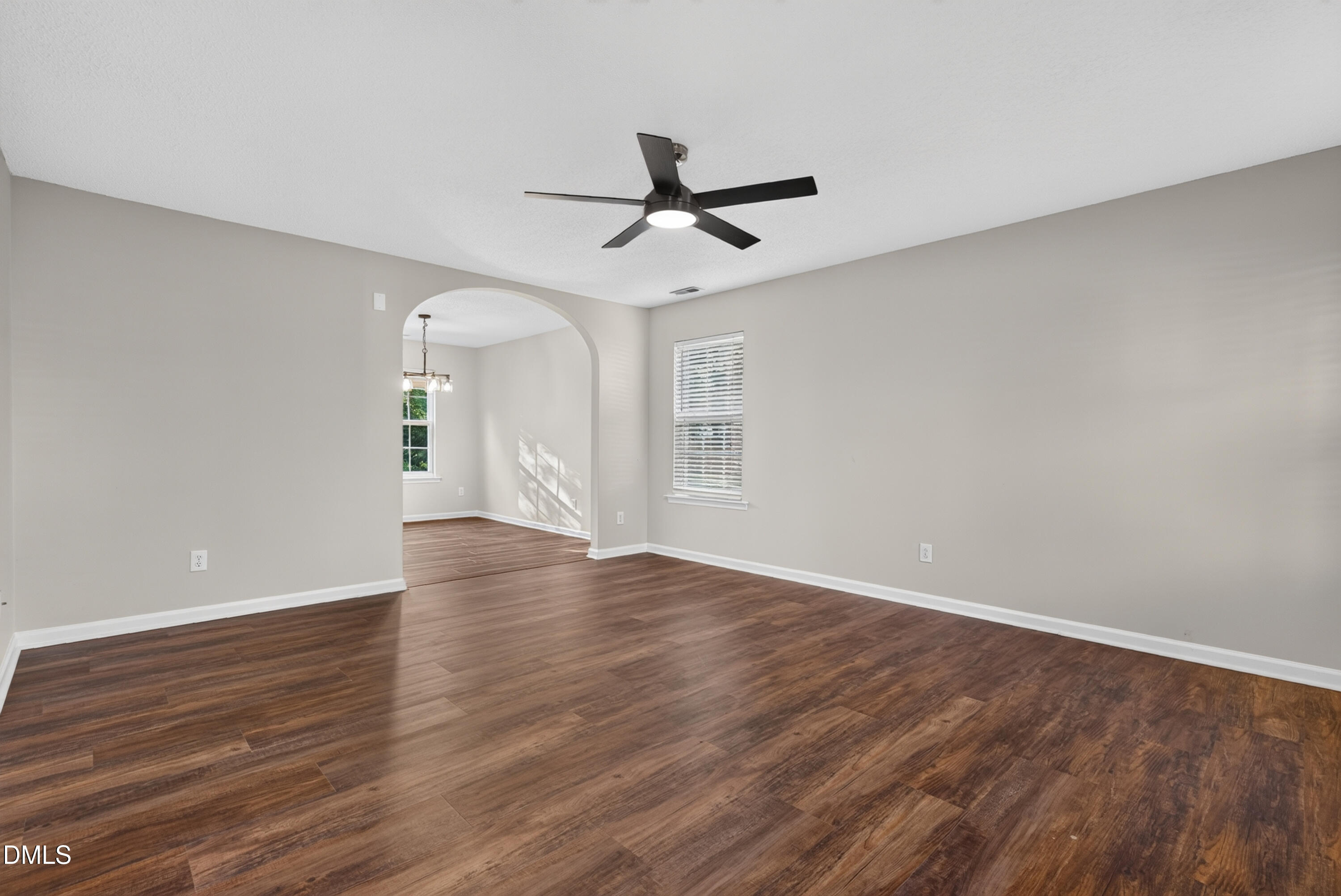 328 Downing Glen Drive Property Photo 7