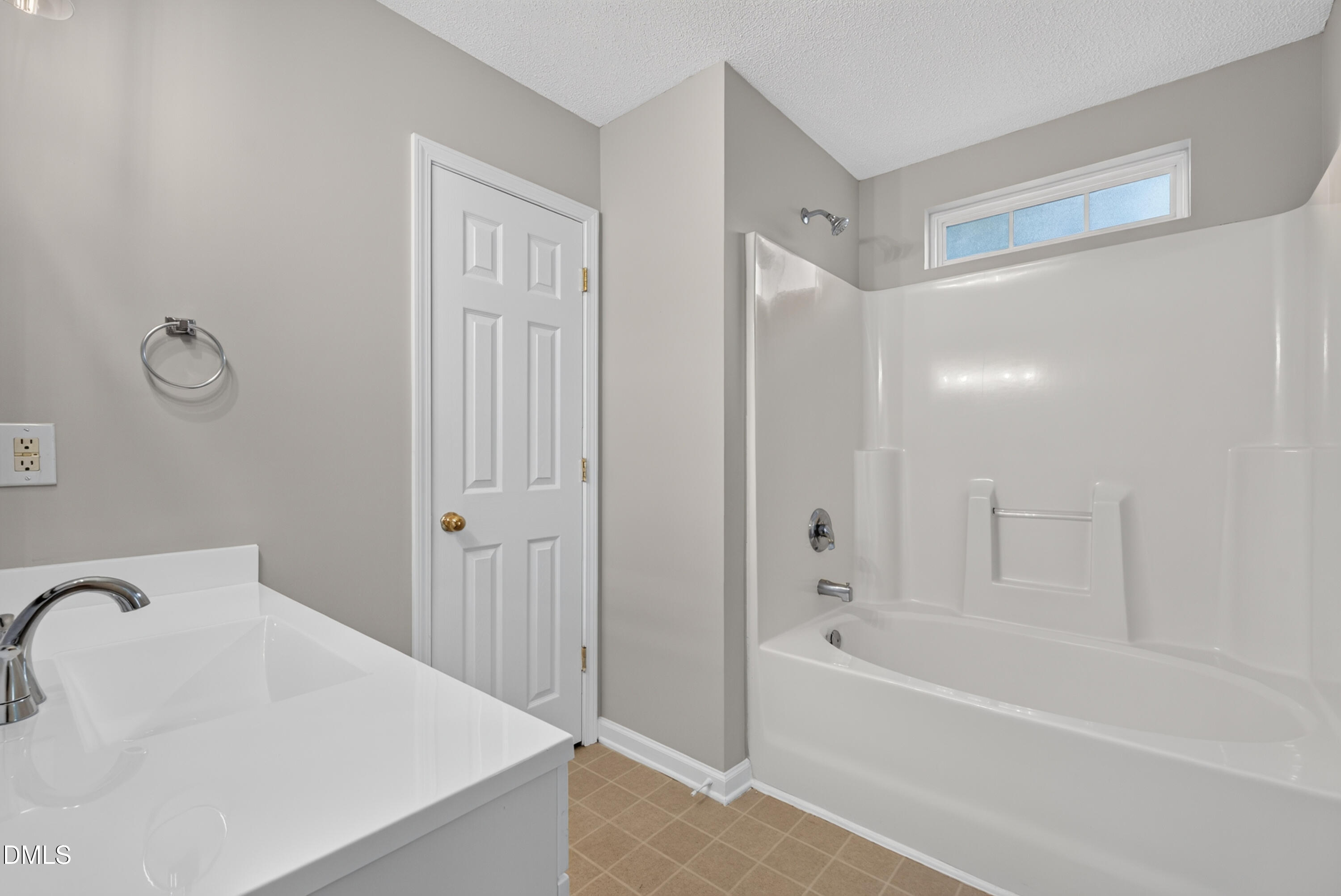 328 Downing Glen Drive Property Photo 21