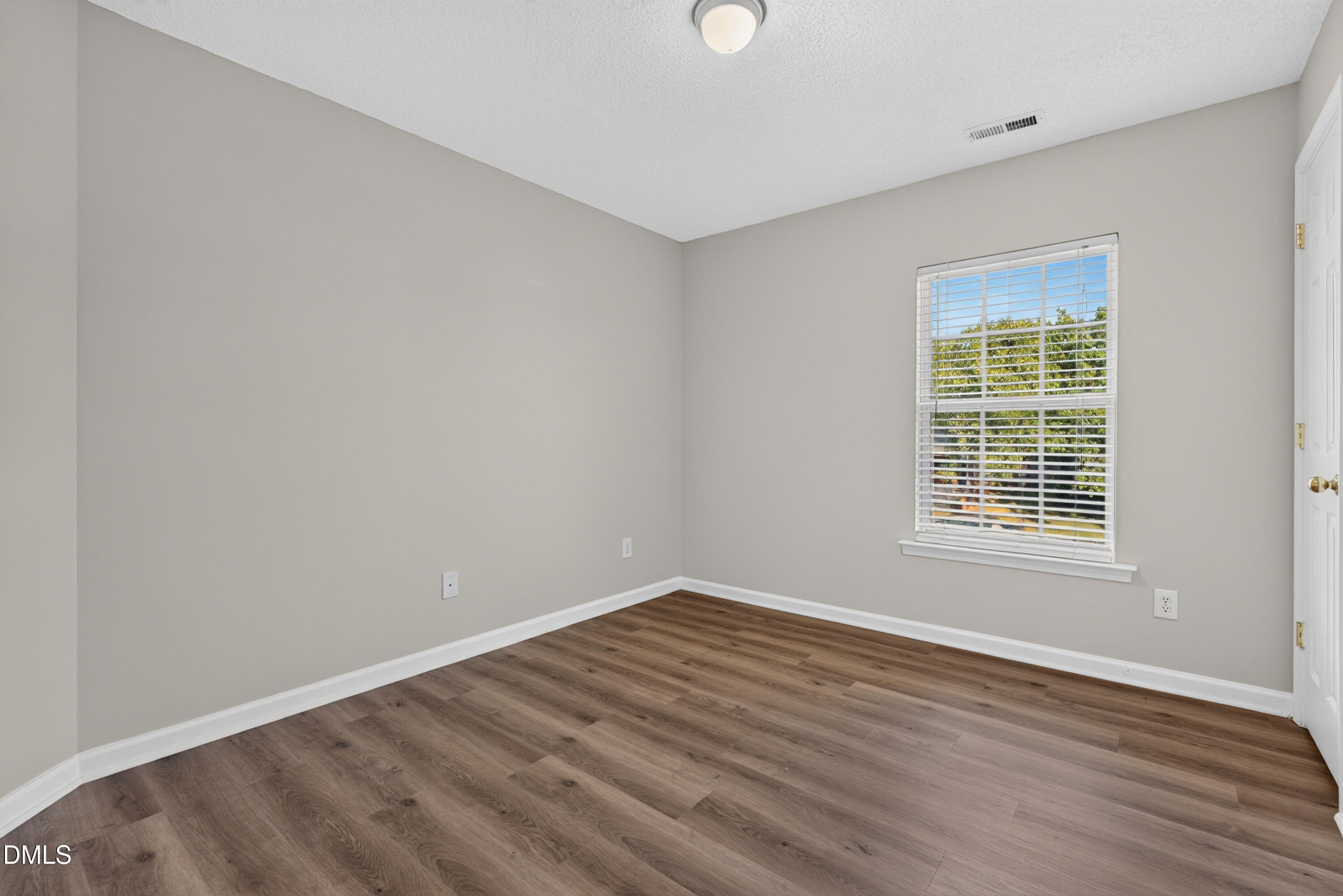 328 Downing Glen Drive Property Photo 23