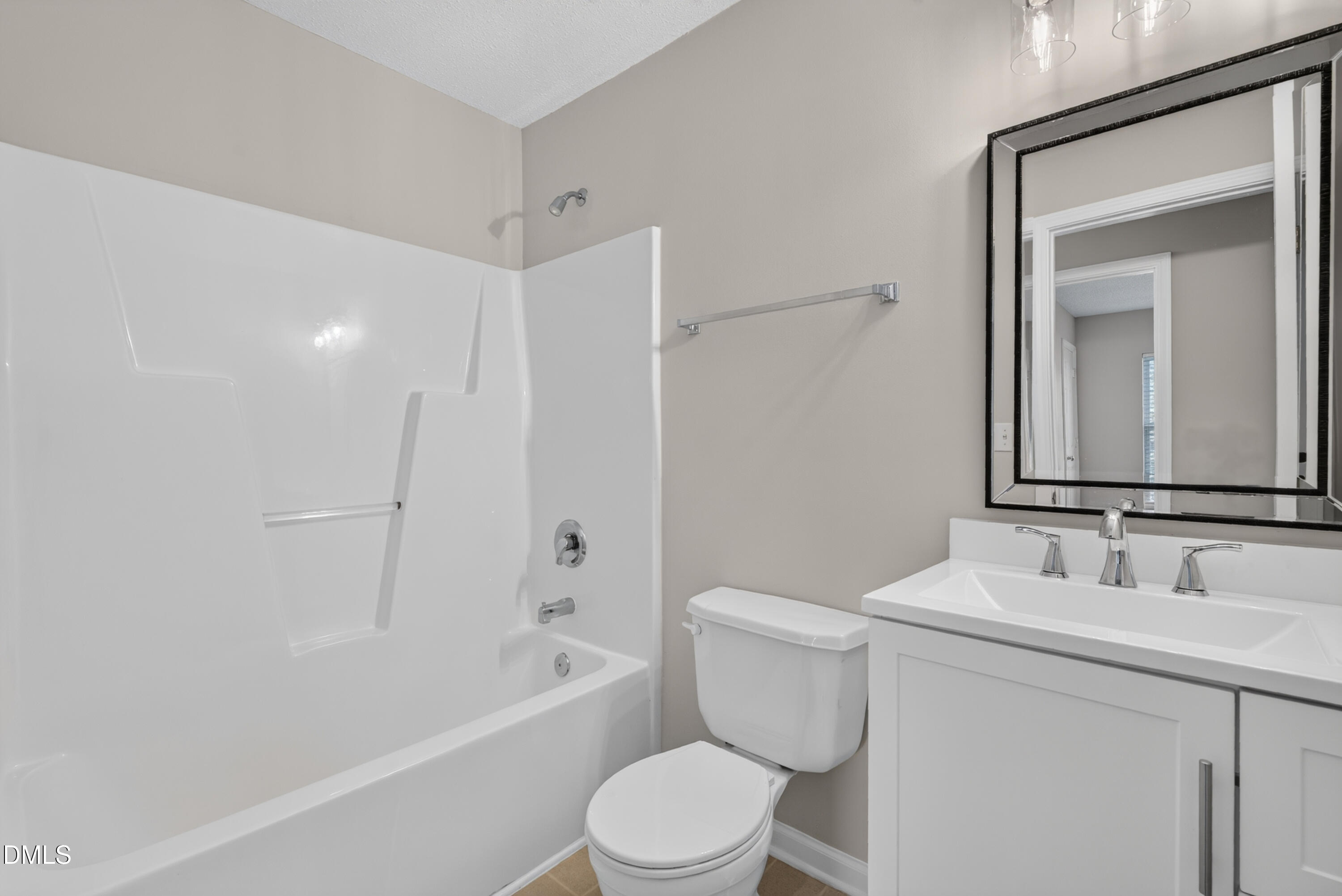 328 Downing Glen Drive Property Photo 25