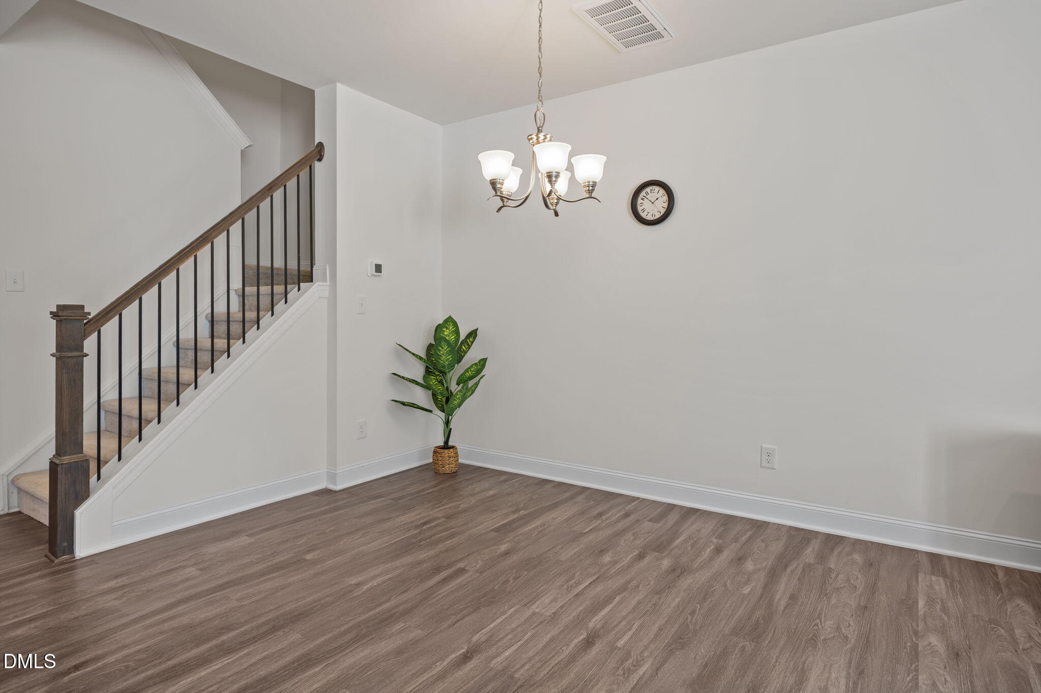2024 Bunchberry Lane Property Photo 16