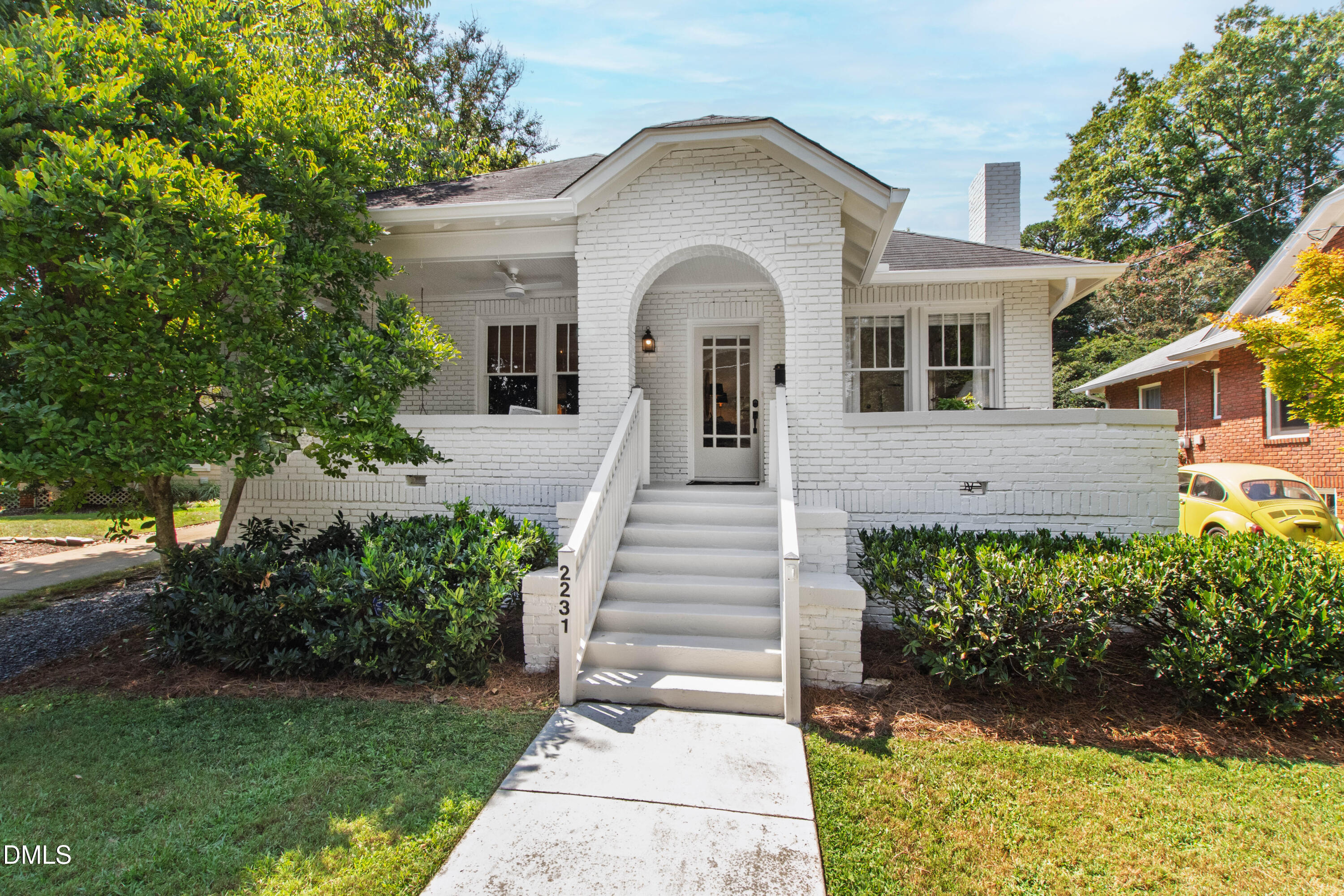 2231 The Circle Property Photo 1