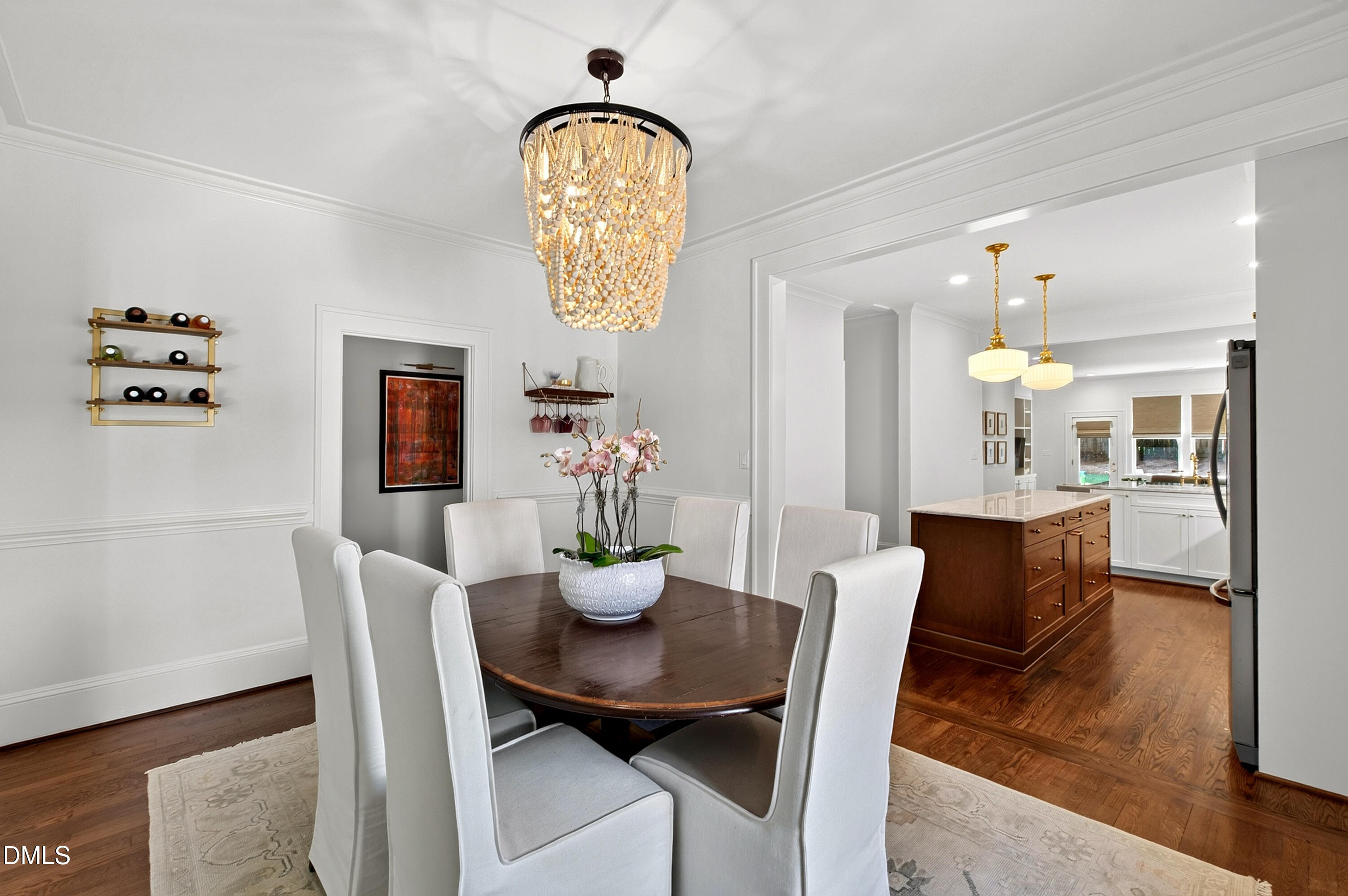 2231 The Circle Property Photo 9