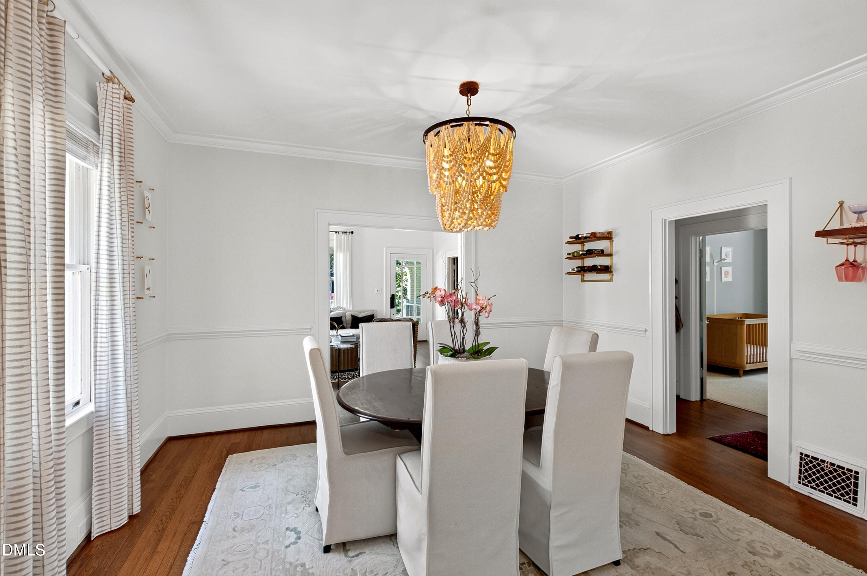 2231 The Circle Property Photo 10