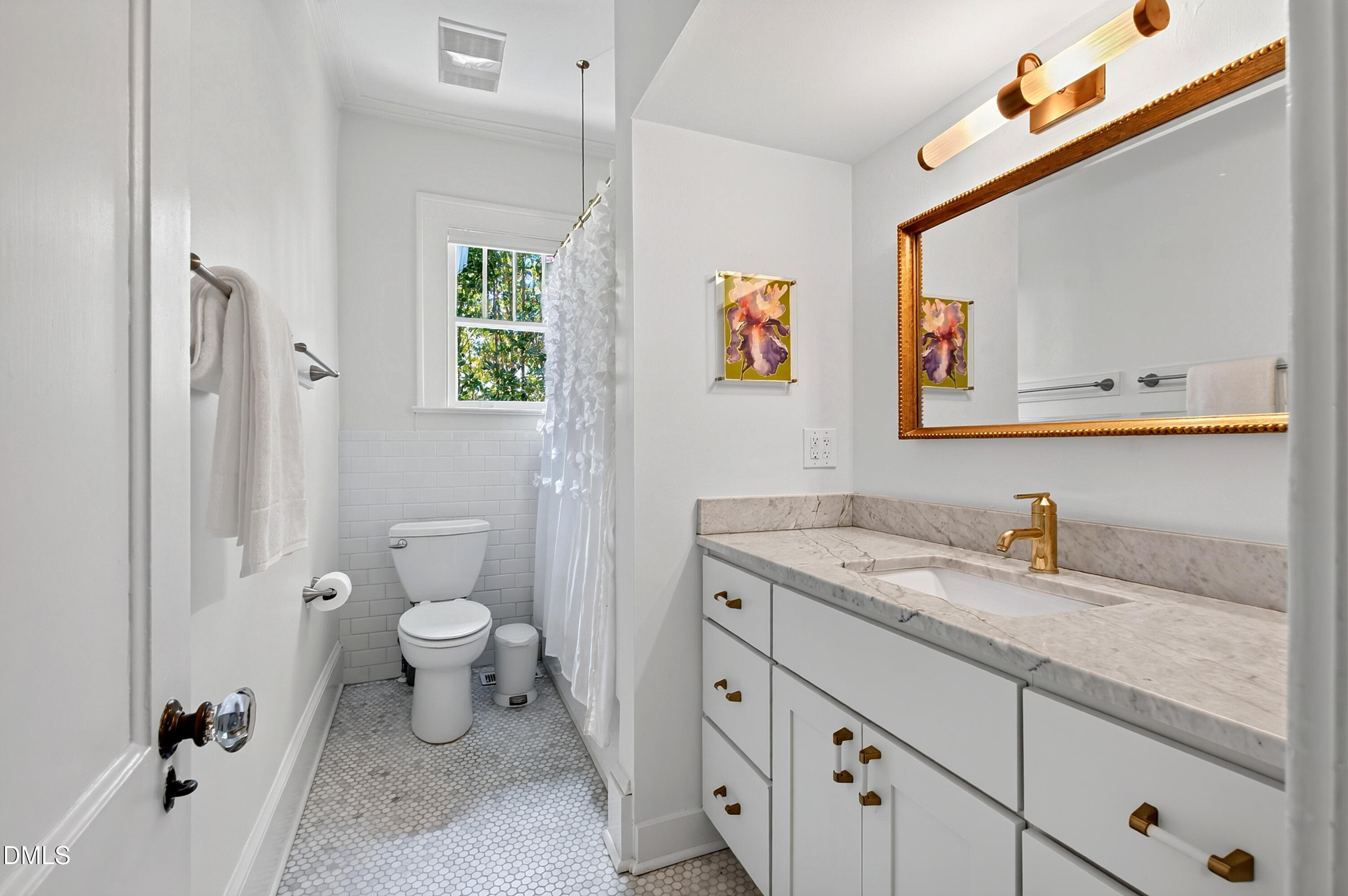 2231 The Circle Property Photo 28