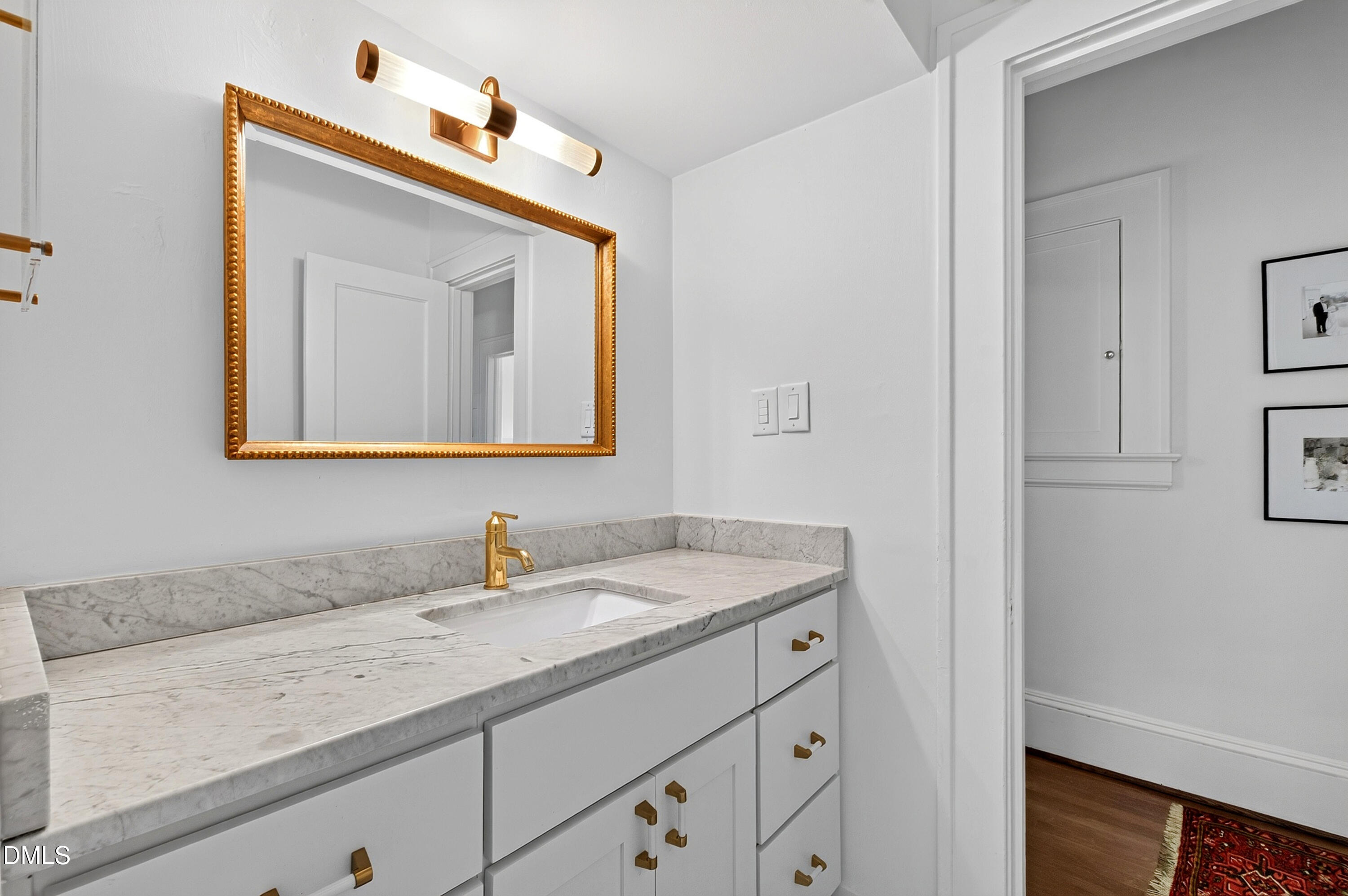 2231 The Circle Property Photo 29