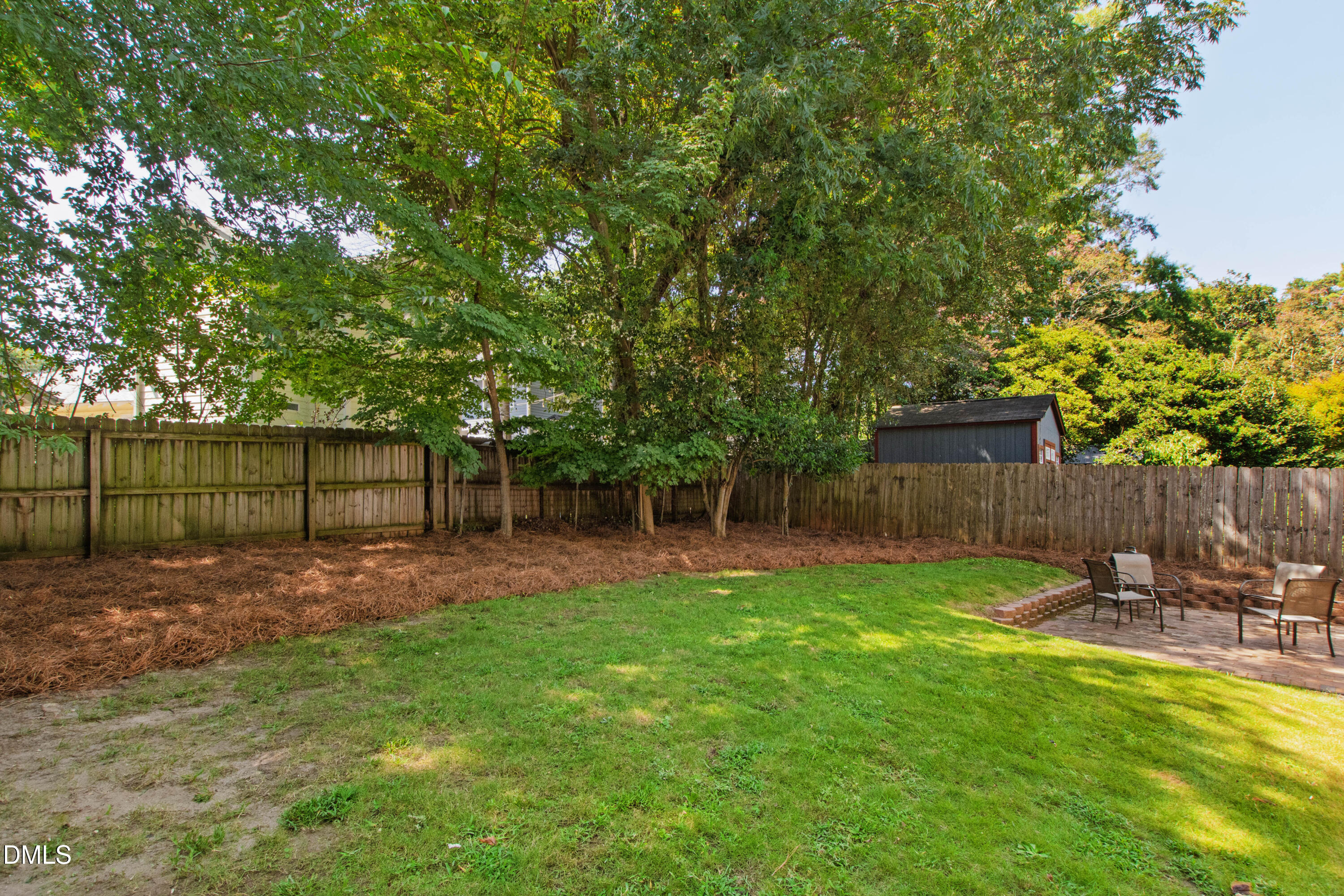 2231 The Circle Property Photo 35