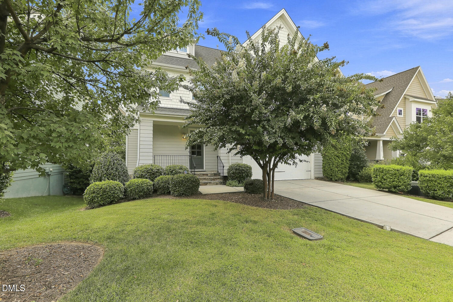 2703 Cameron Pond Drive Property Photo 2