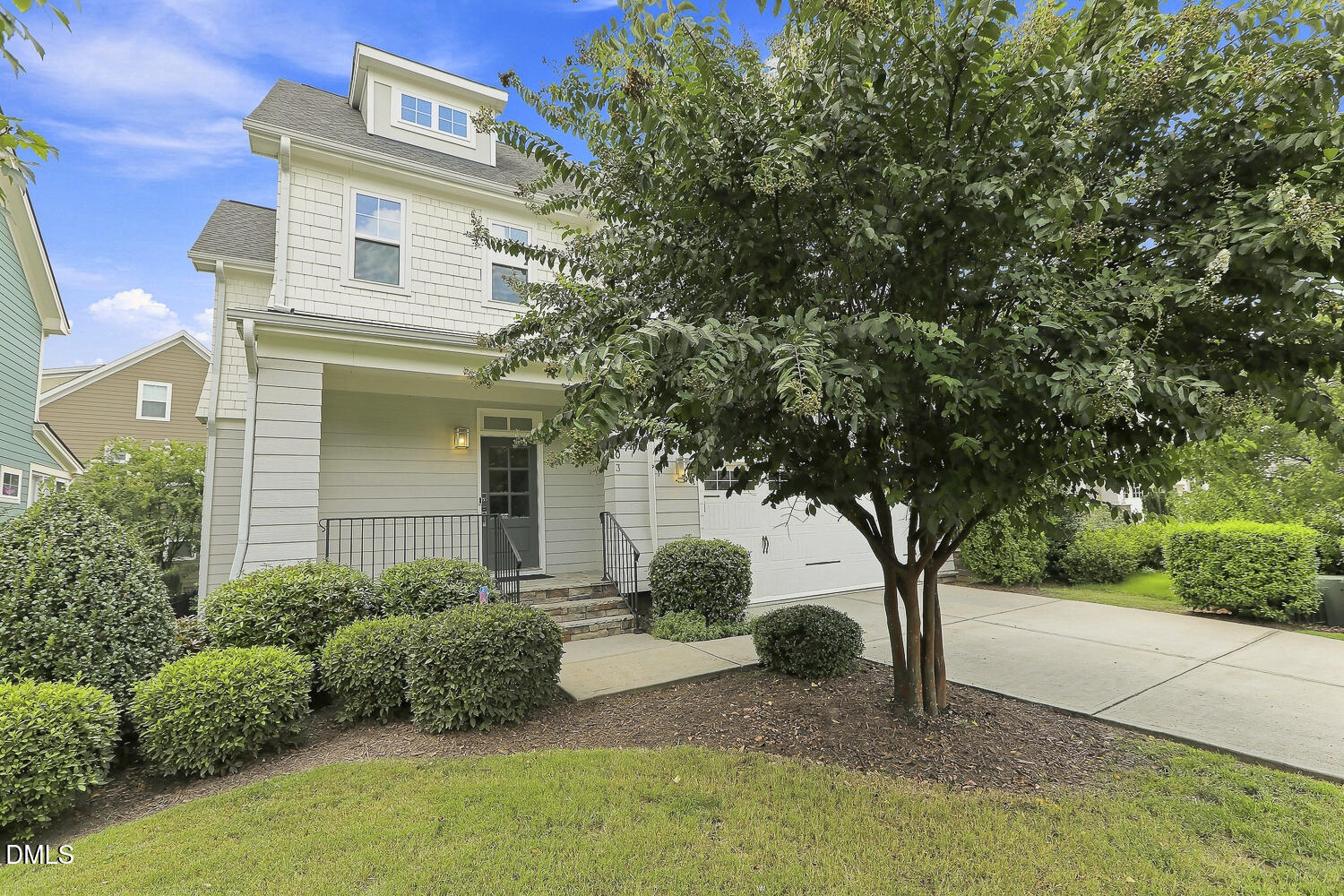 2703 Cameron Pond Drive Property Photo 3