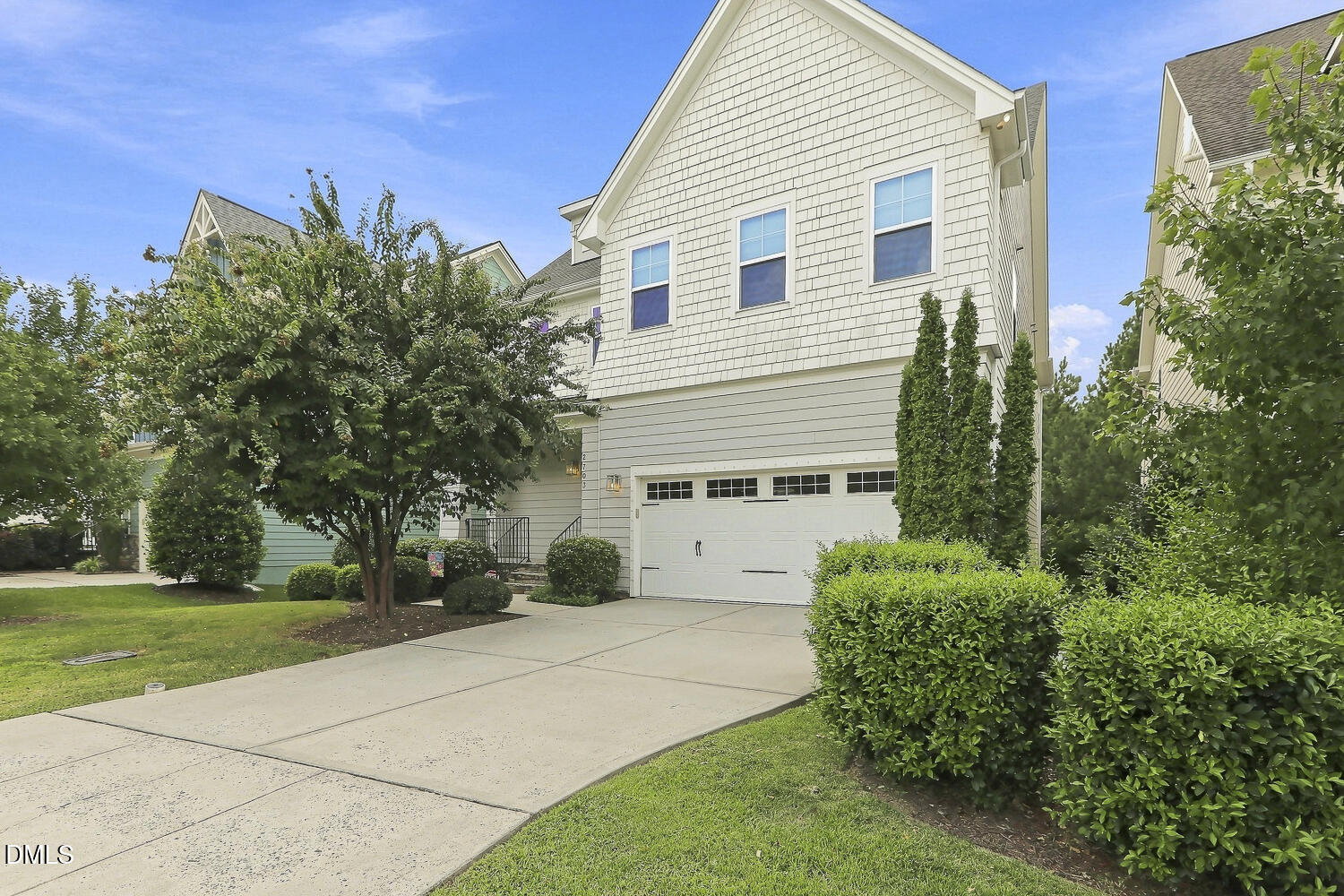 2703 Cameron Pond Drive Property Photo 4