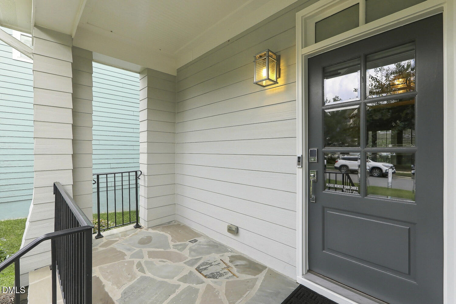 2703 Cameron Pond Drive Property Photo 8