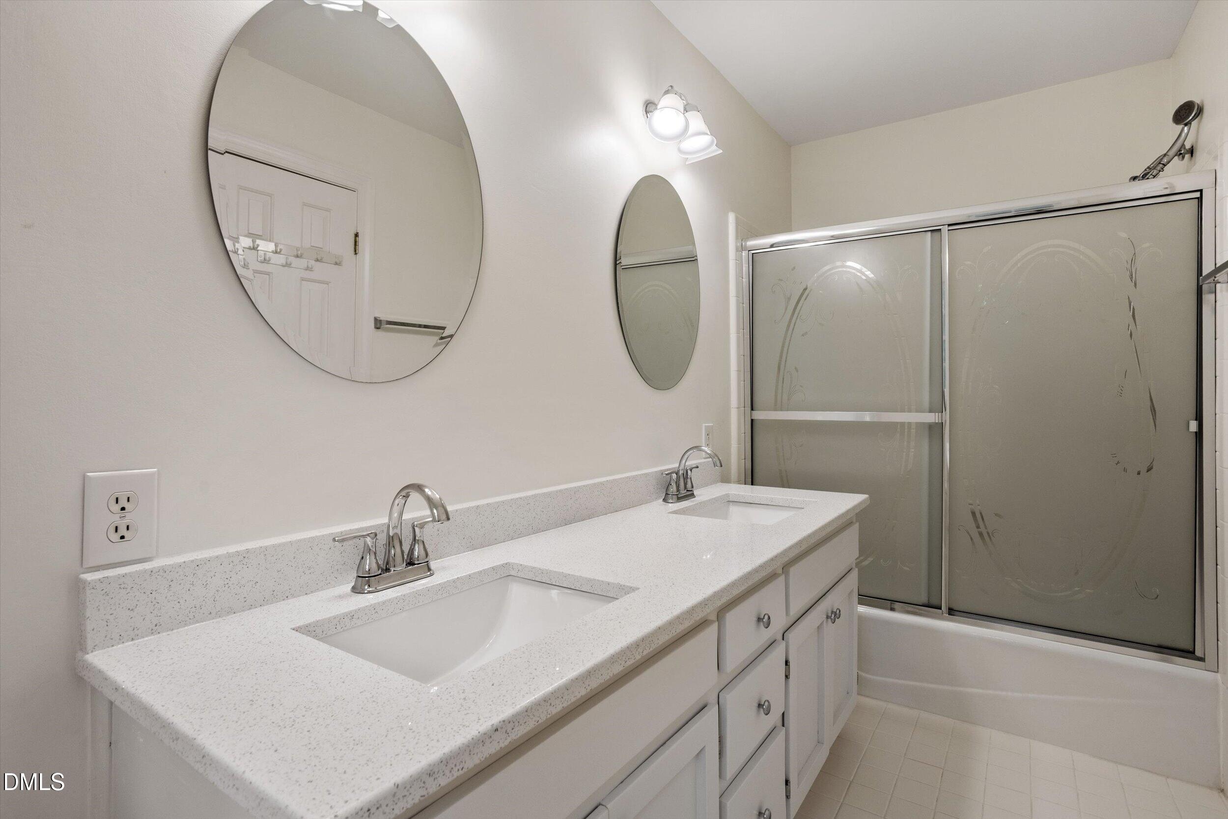 113 Long Shadow Lane Property Photo 29