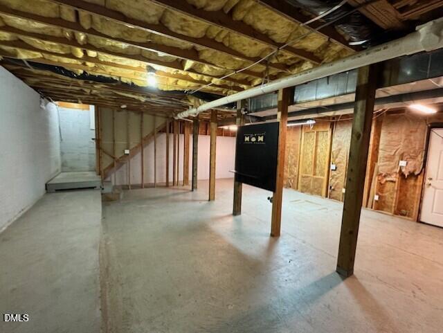 302 Rushingwater Drive Property Photo 15