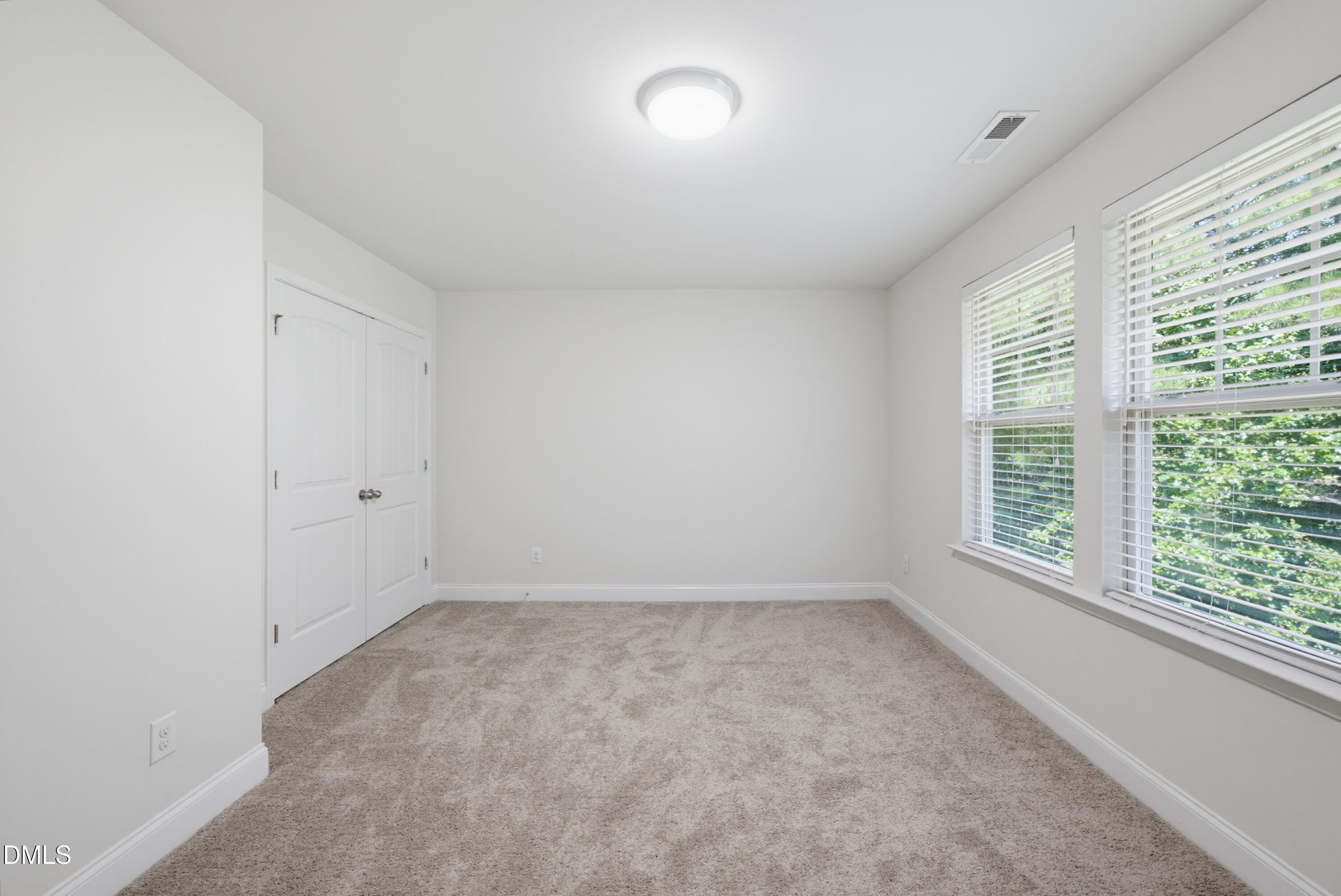 210 Davelyn Court Property Photo 11