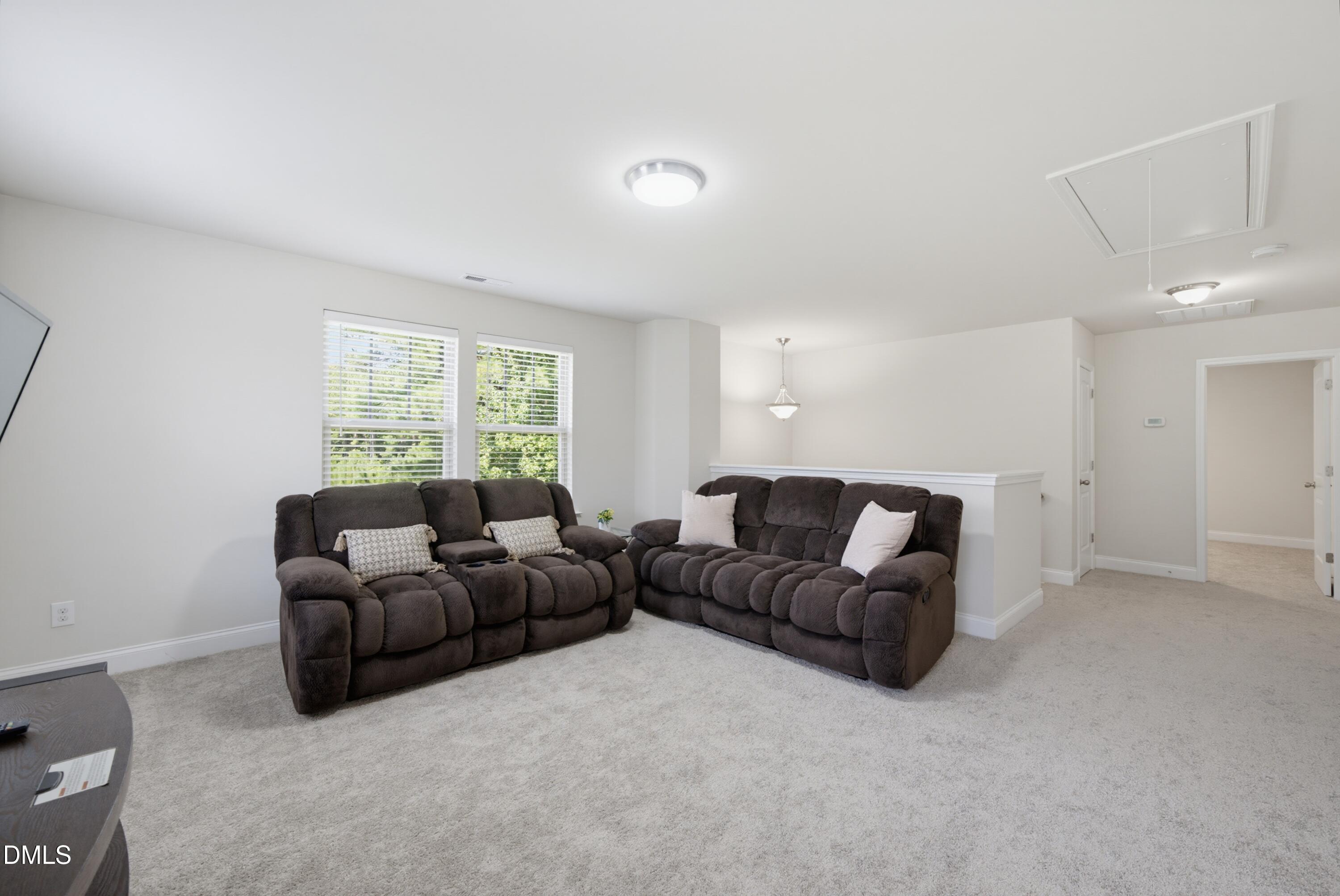 210 Davelyn Court Property Photo 22