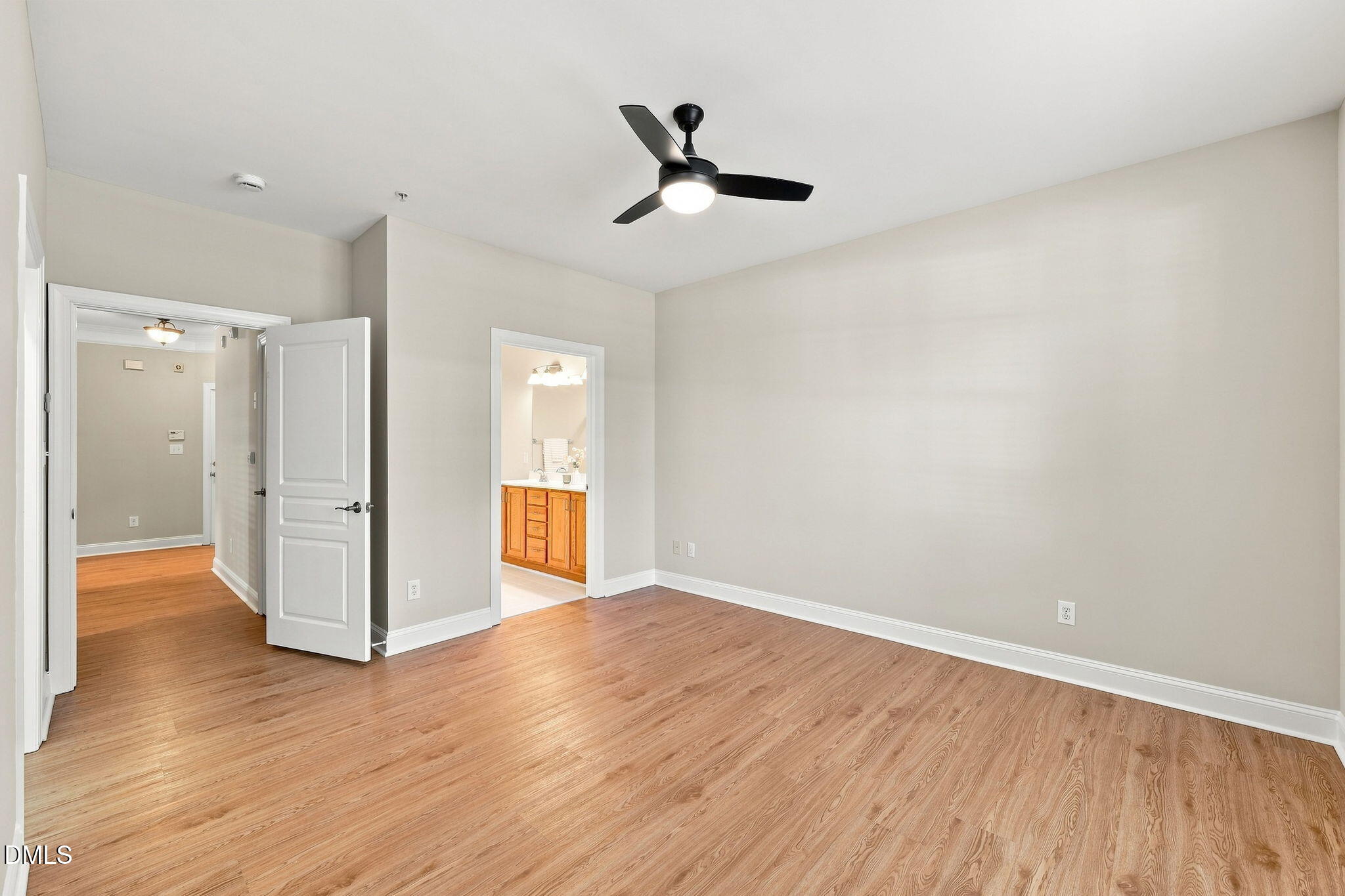 512 Ives Court Property Photo 18