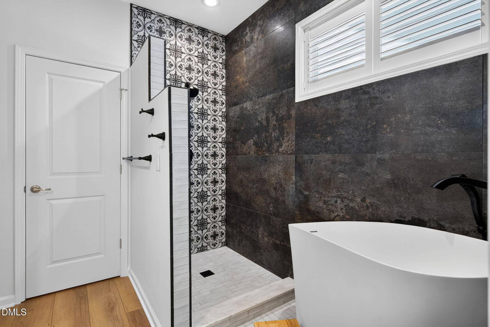 5542 Wade Park Boulevard Property Photo 32