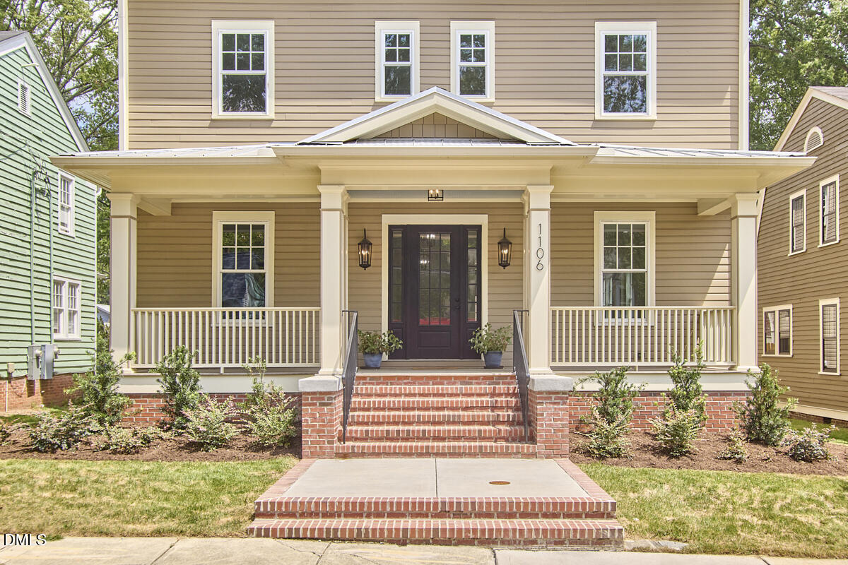 1106 9th Street Property Photo 5