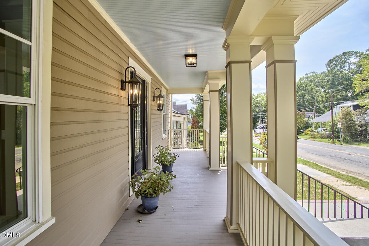 1106 9th Street Property Photo 10