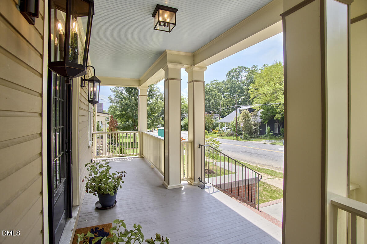 1106 9th Street Property Photo 11