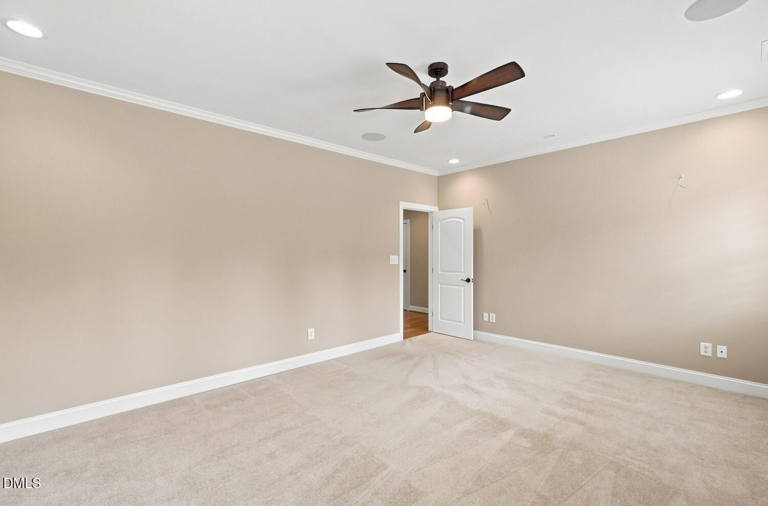 702 Cambridge Hall Loop Property Photo 44