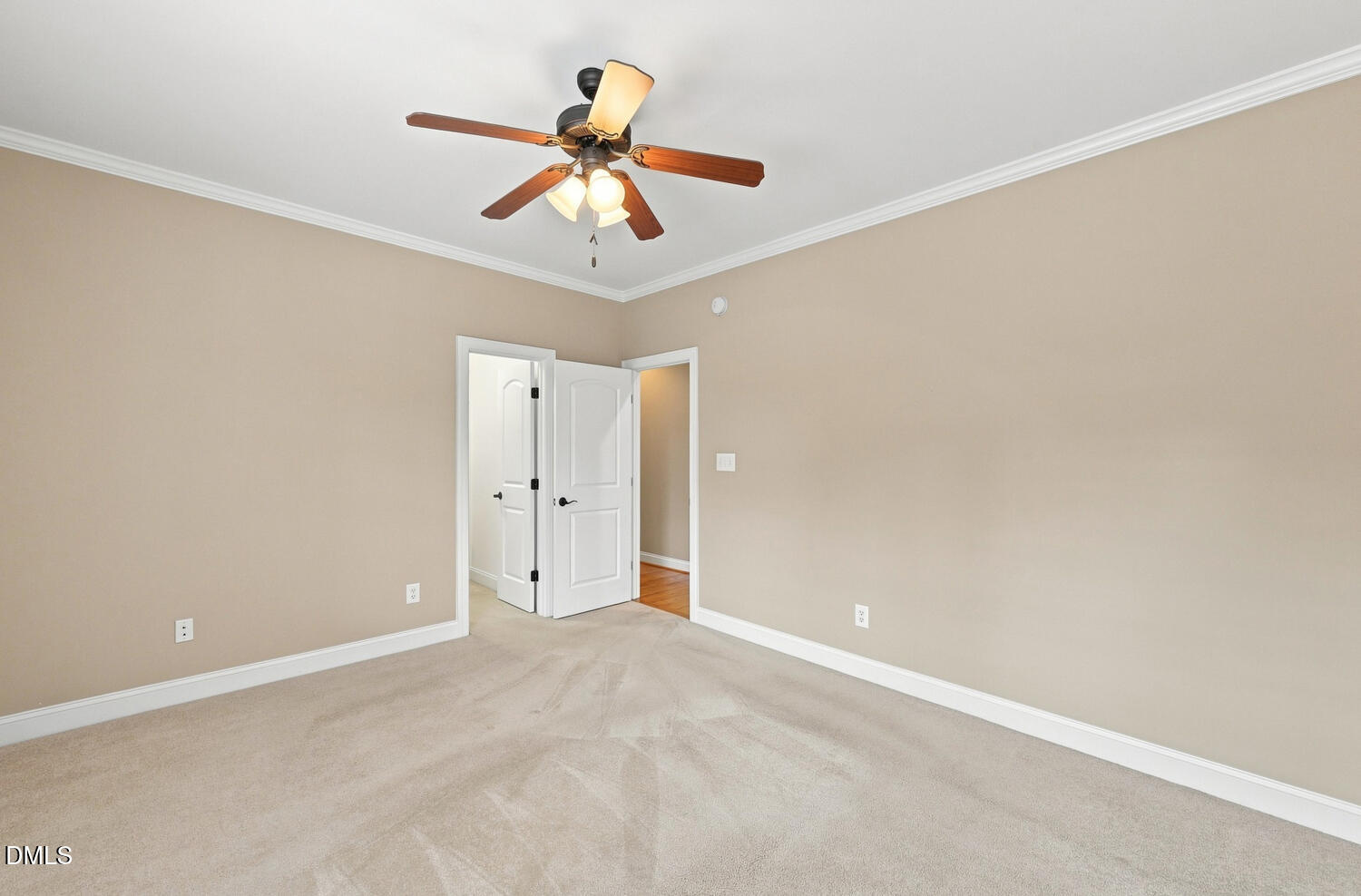 702 Cambridge Hall Loop Property Photo 50